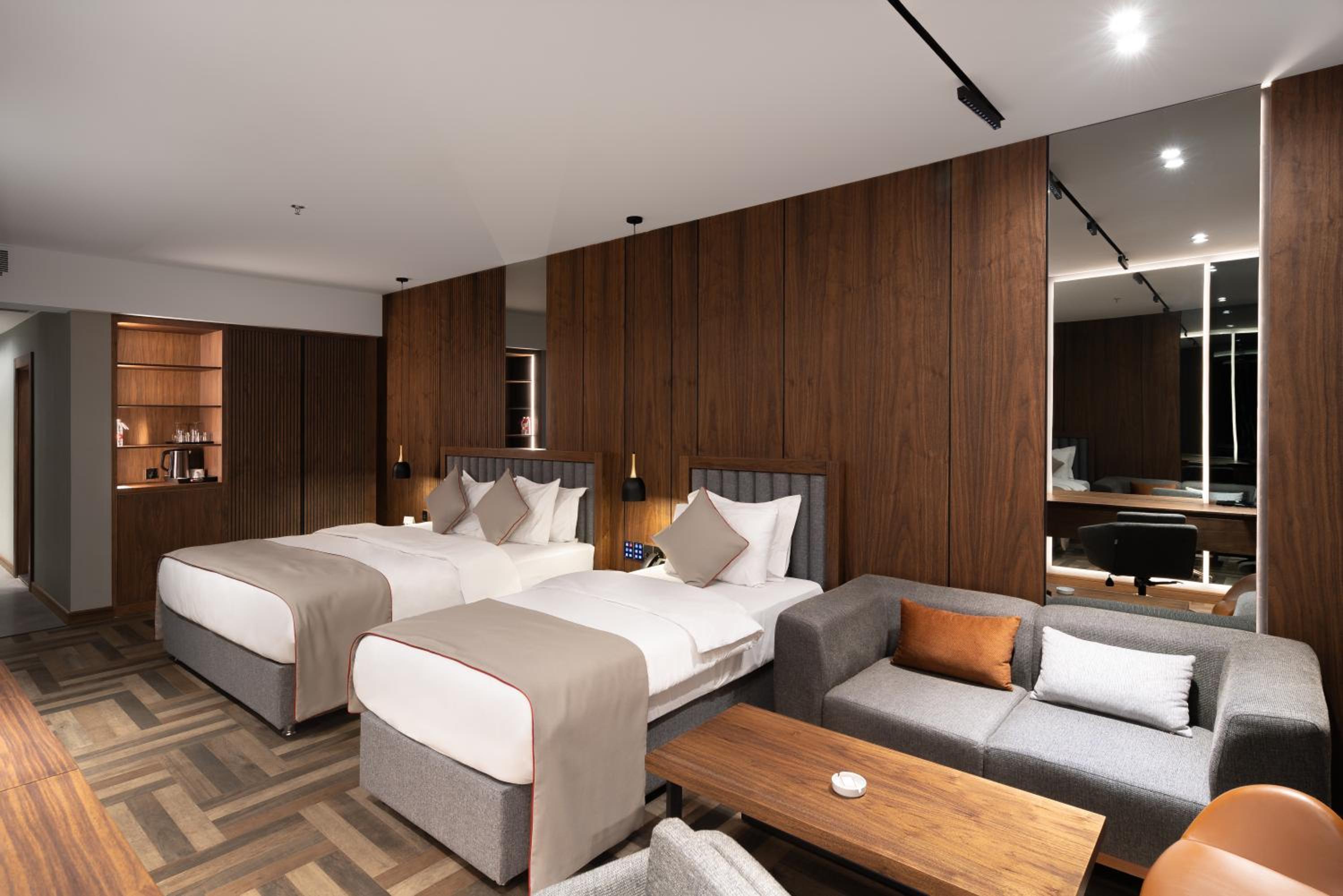 Superior King Room photo 3