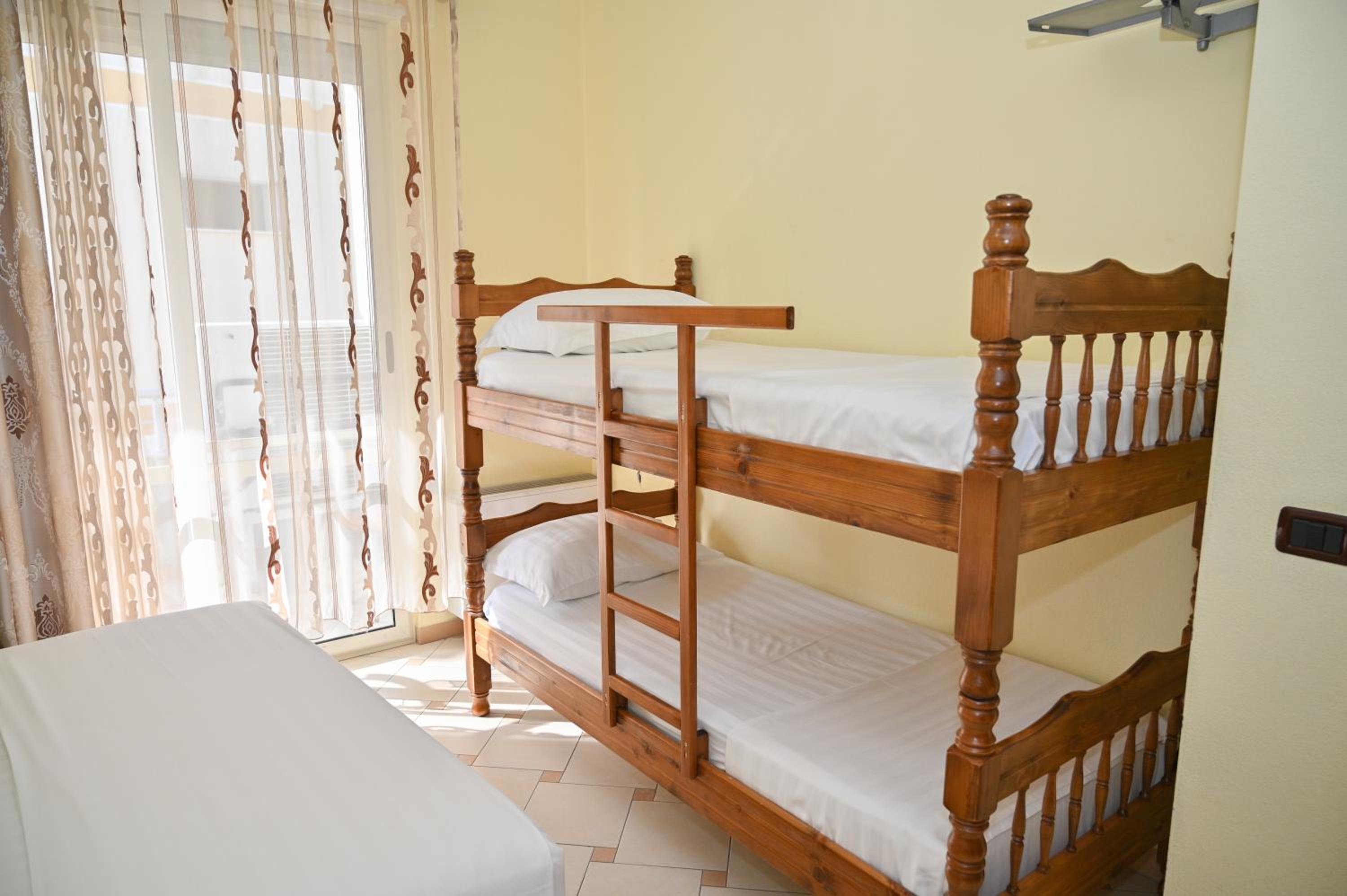 Quadruple Room with Sea View photo 2