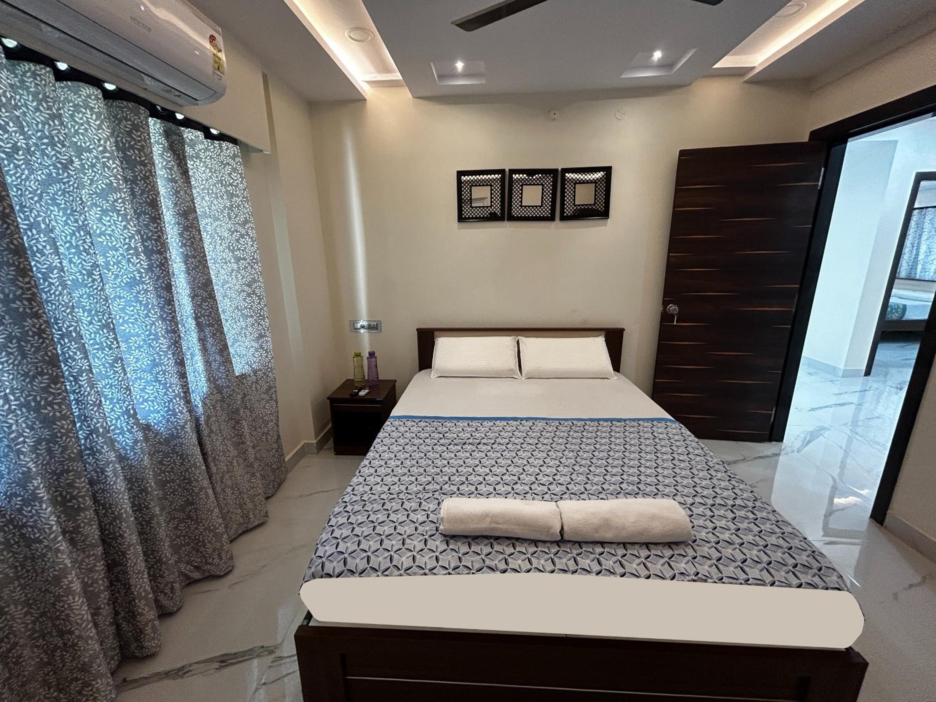 Superior King Room