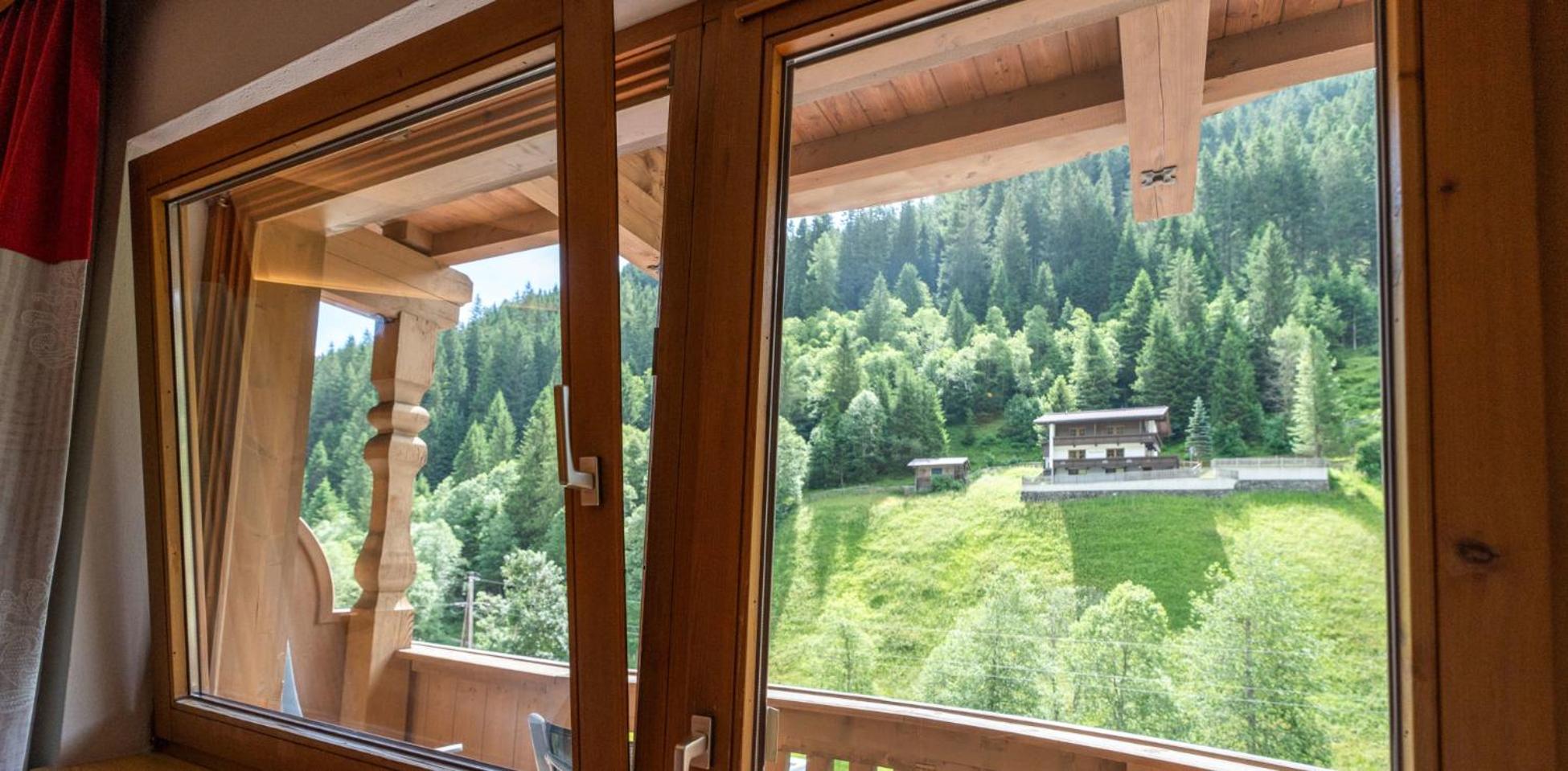 Superior Double Room with Balcony photo 2