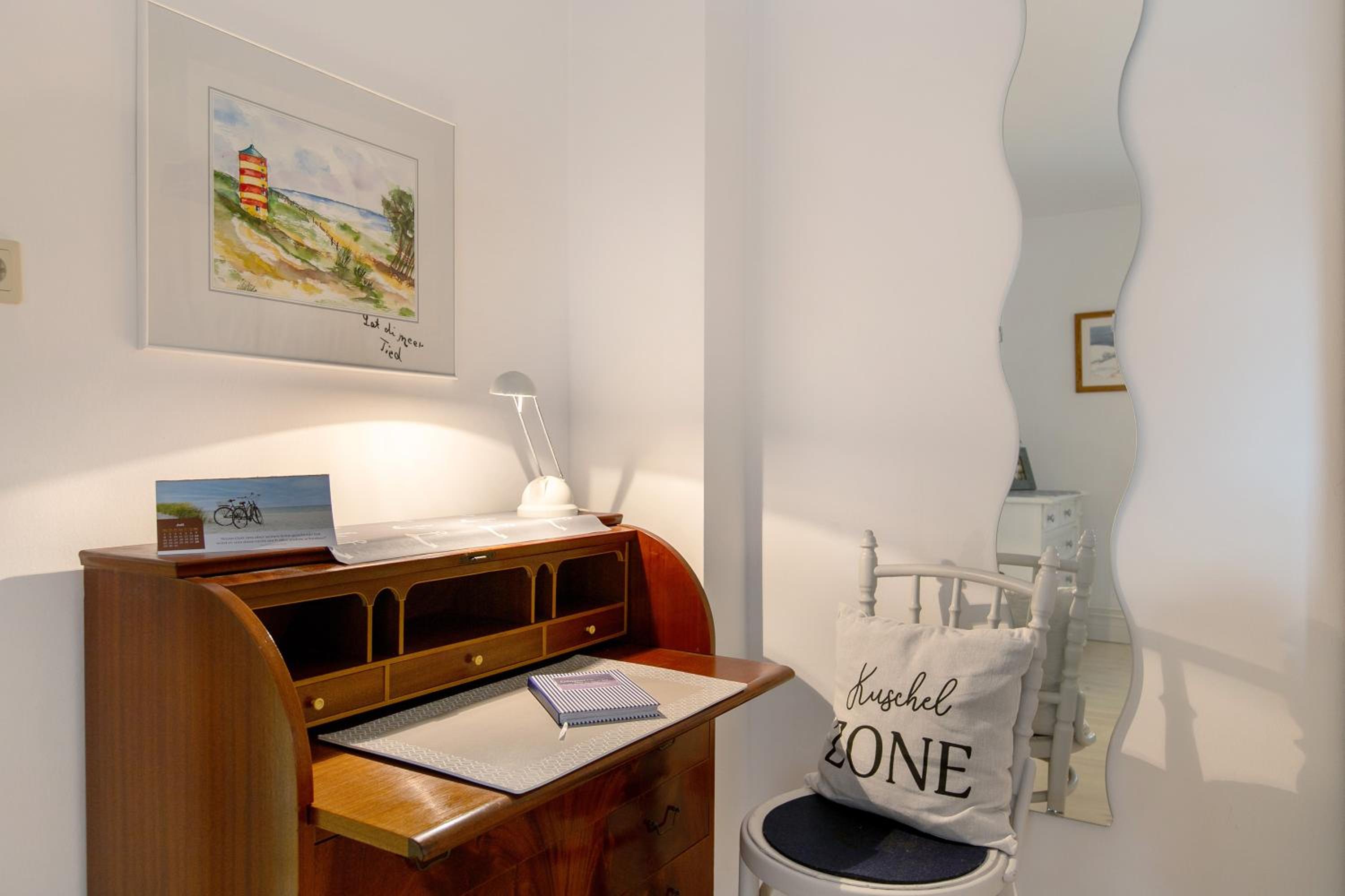 One-Bedroom Apartment with Garden View photo 2