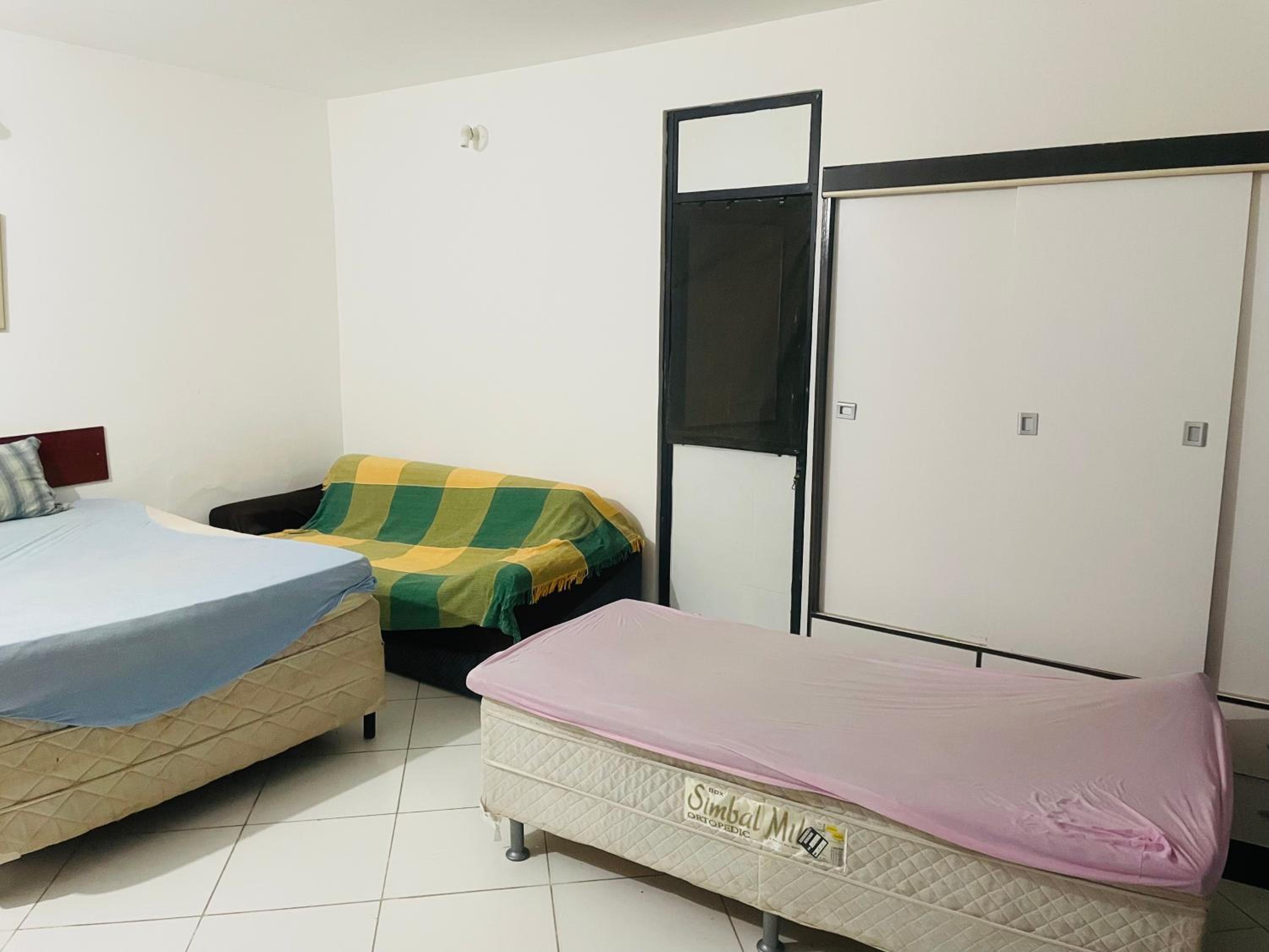 Single Room with Private Bathroom photo 3