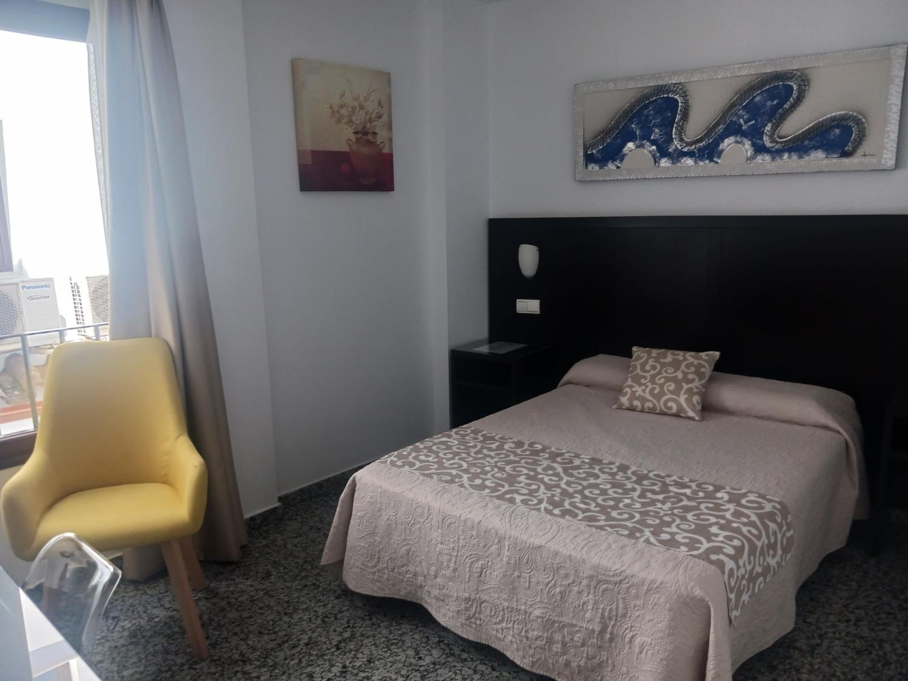 Single Room photo 3