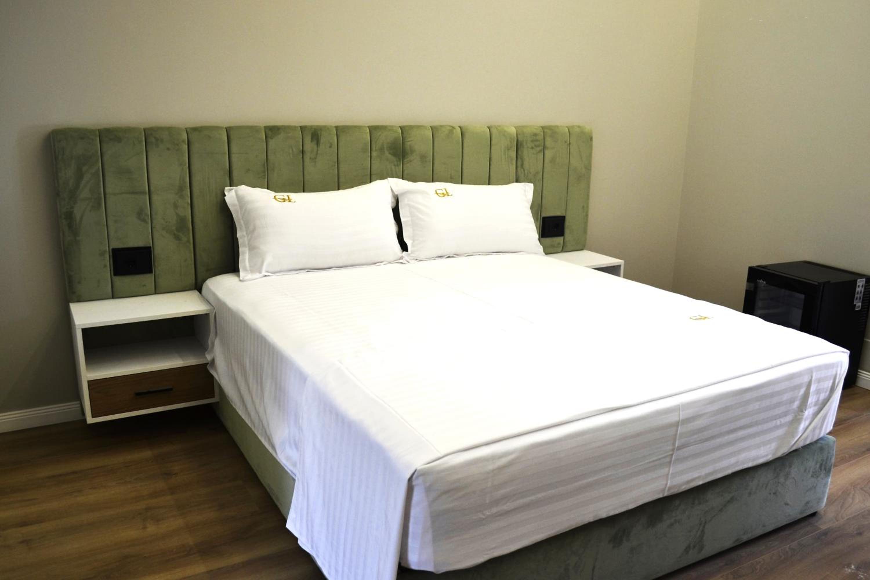 Superior Triple Room with Balcony and Park View