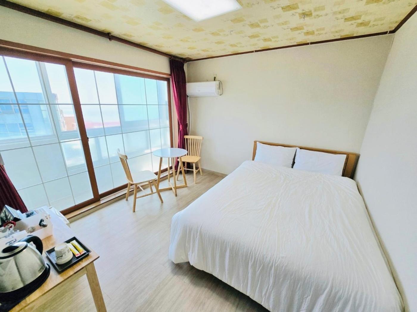 Standard Double Room photo 2