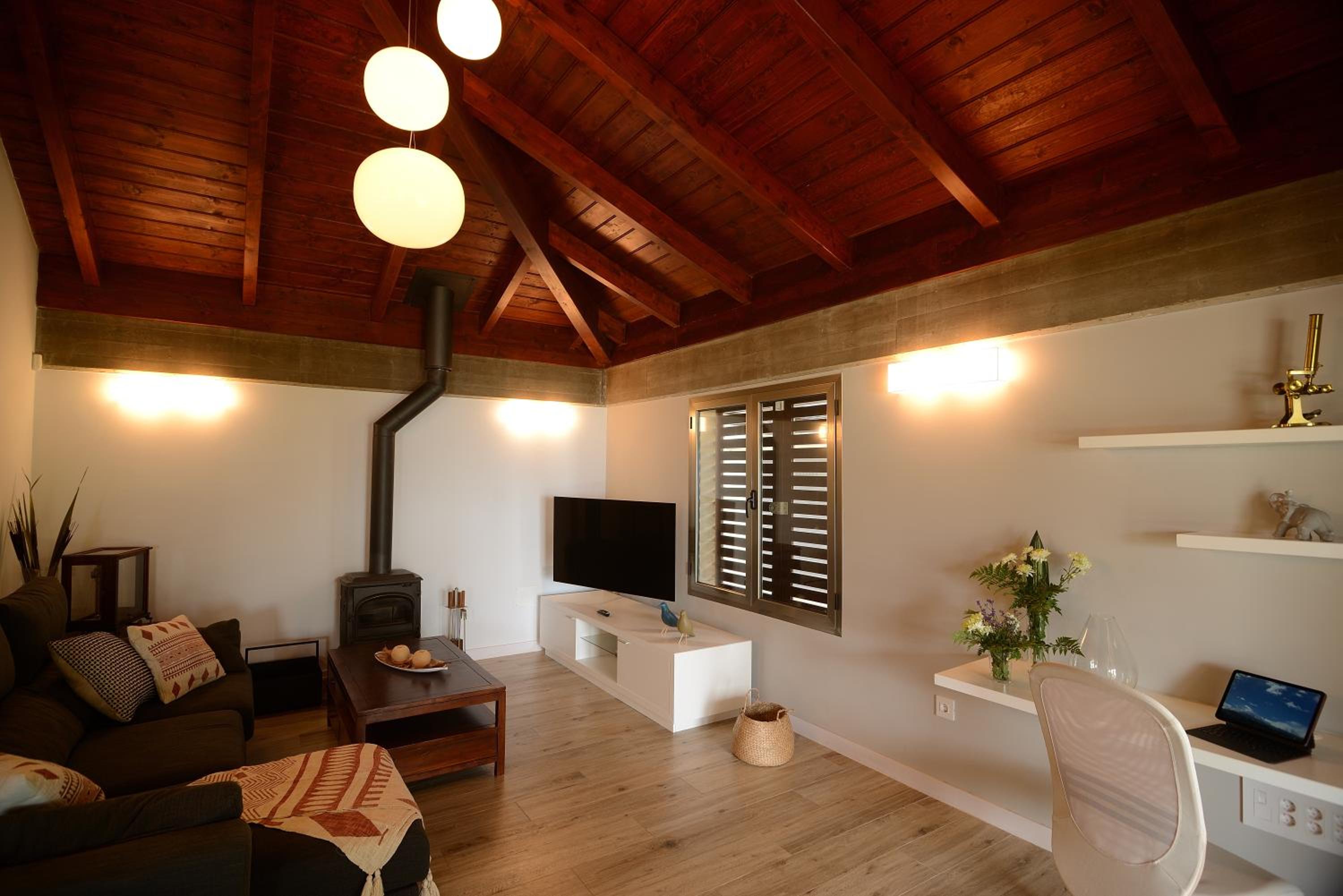 Two-Bedroom House photo 3