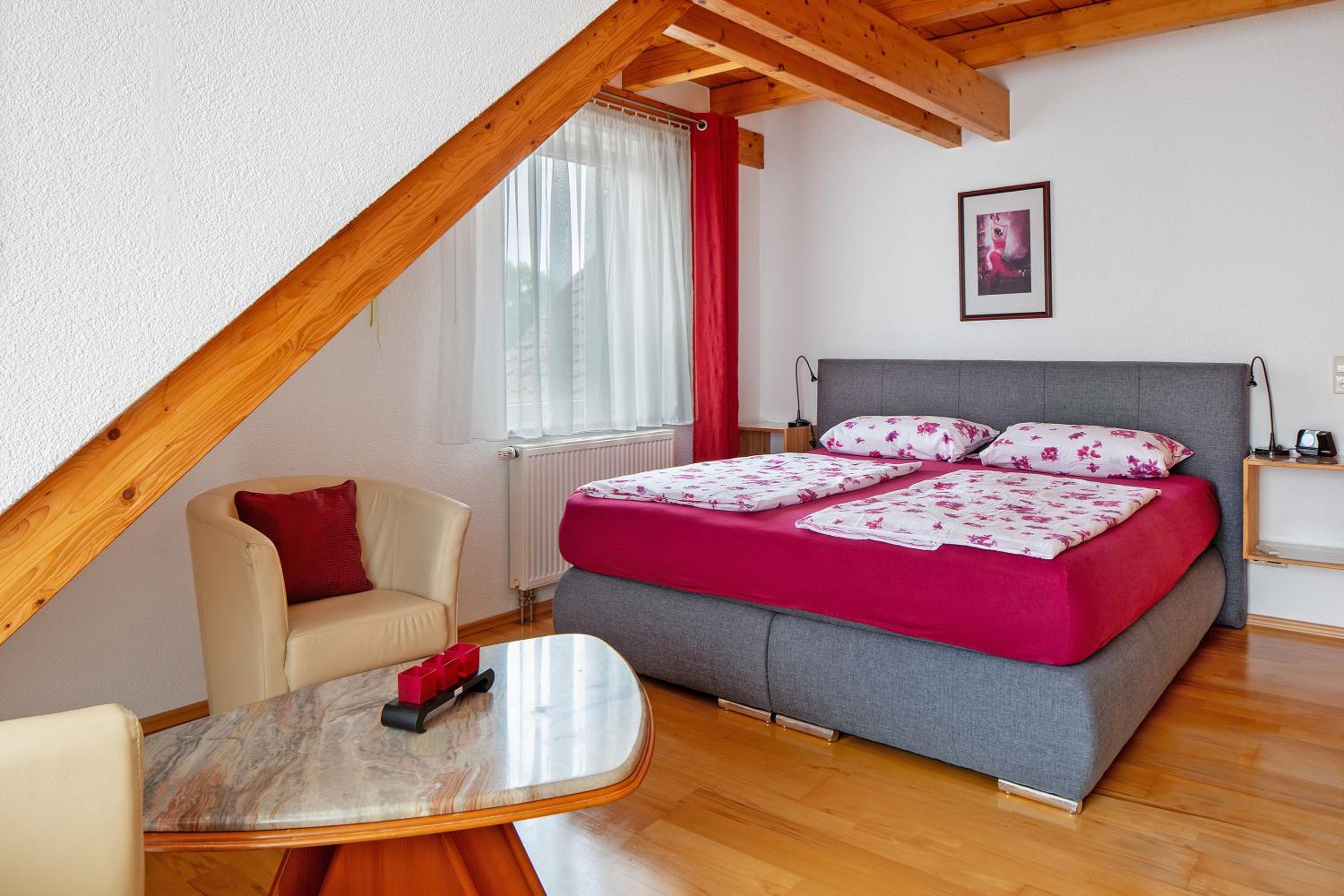 Superior One-Bedroom Apartment with Balcony