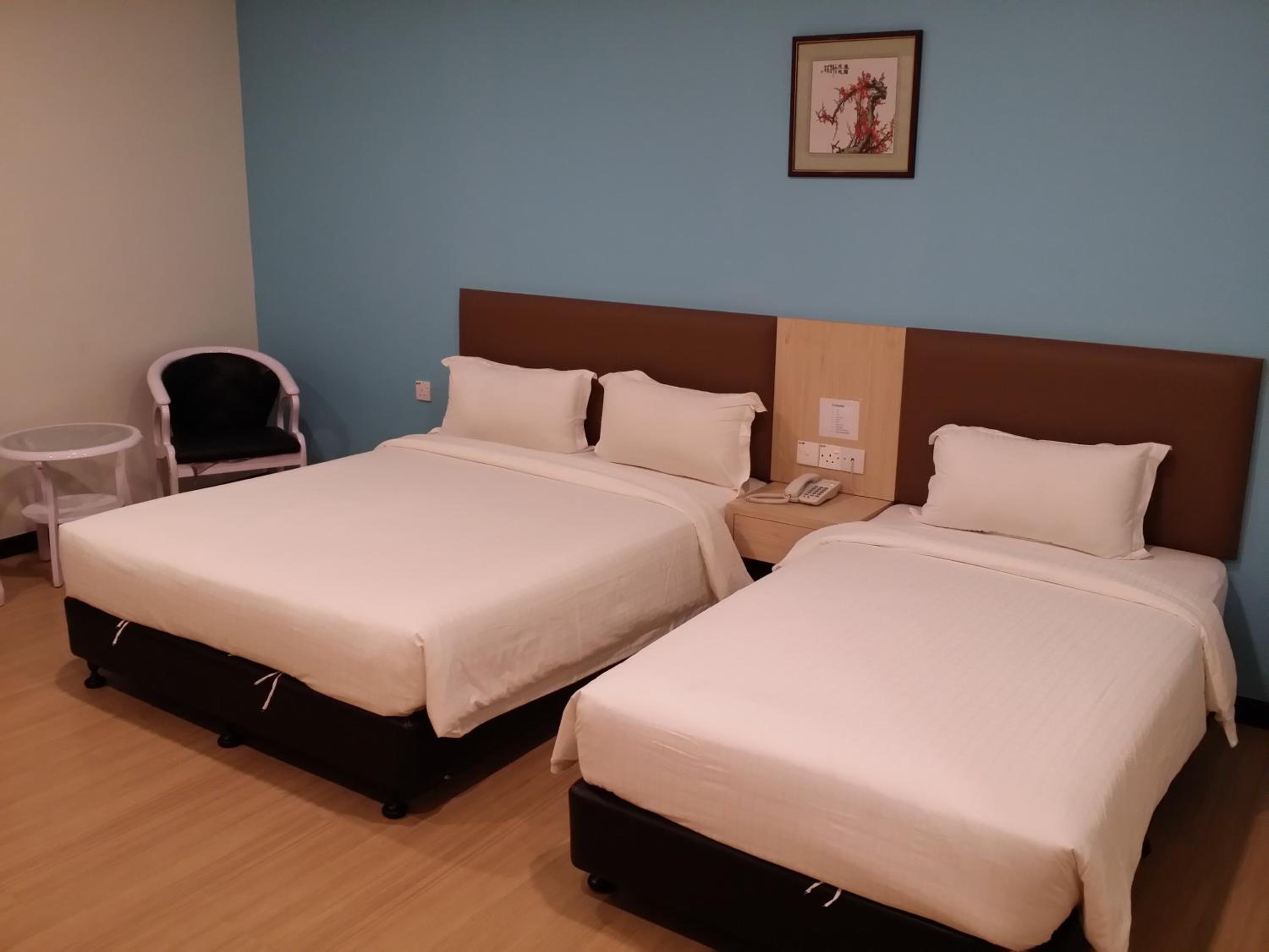 Deluxe Family Room photo 3