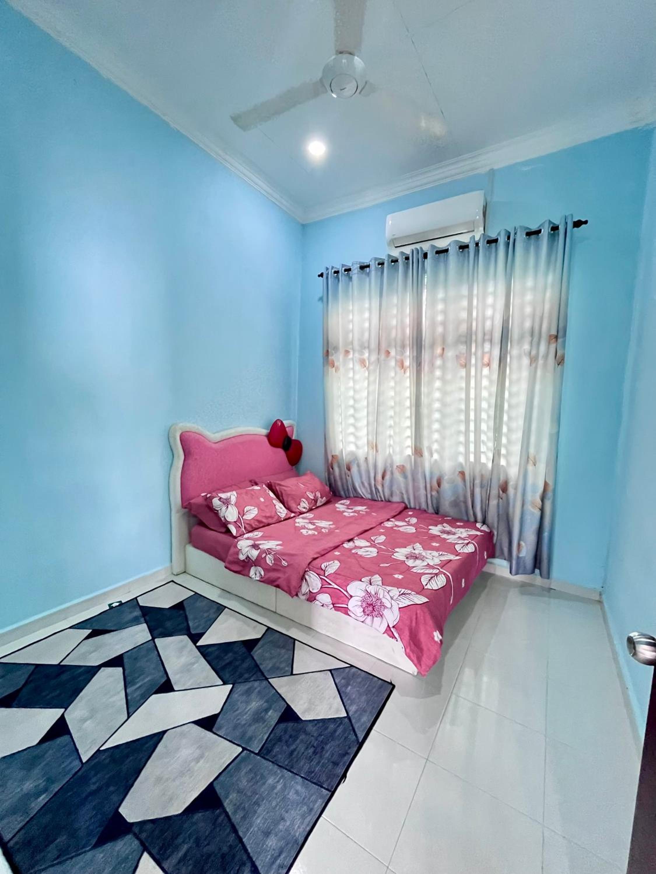 One-Bedroom House photo 3