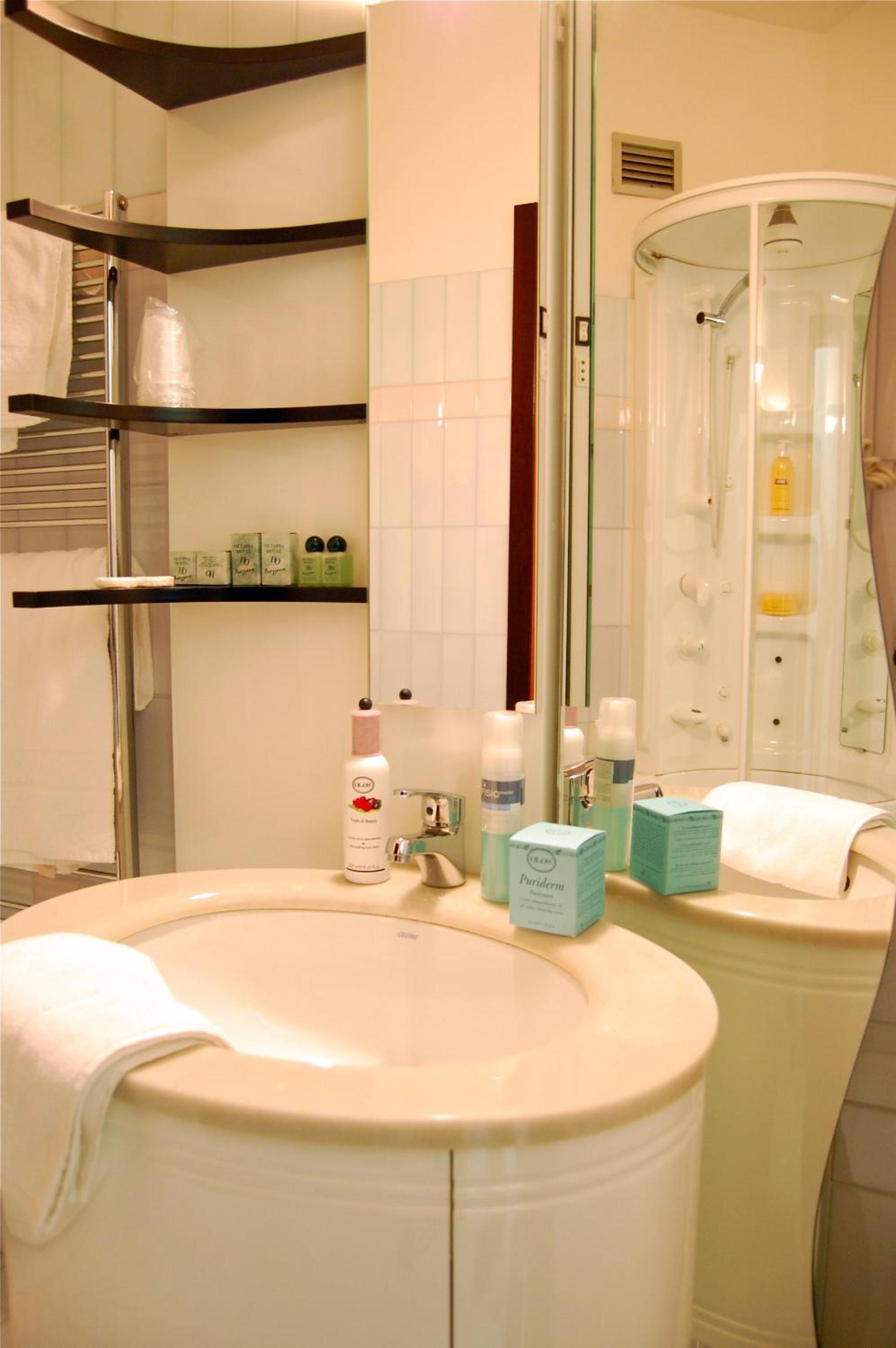 Junior Suite - Photo 9