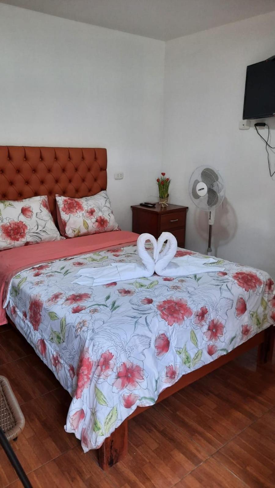 Double Room with Private Bathroom photo 1