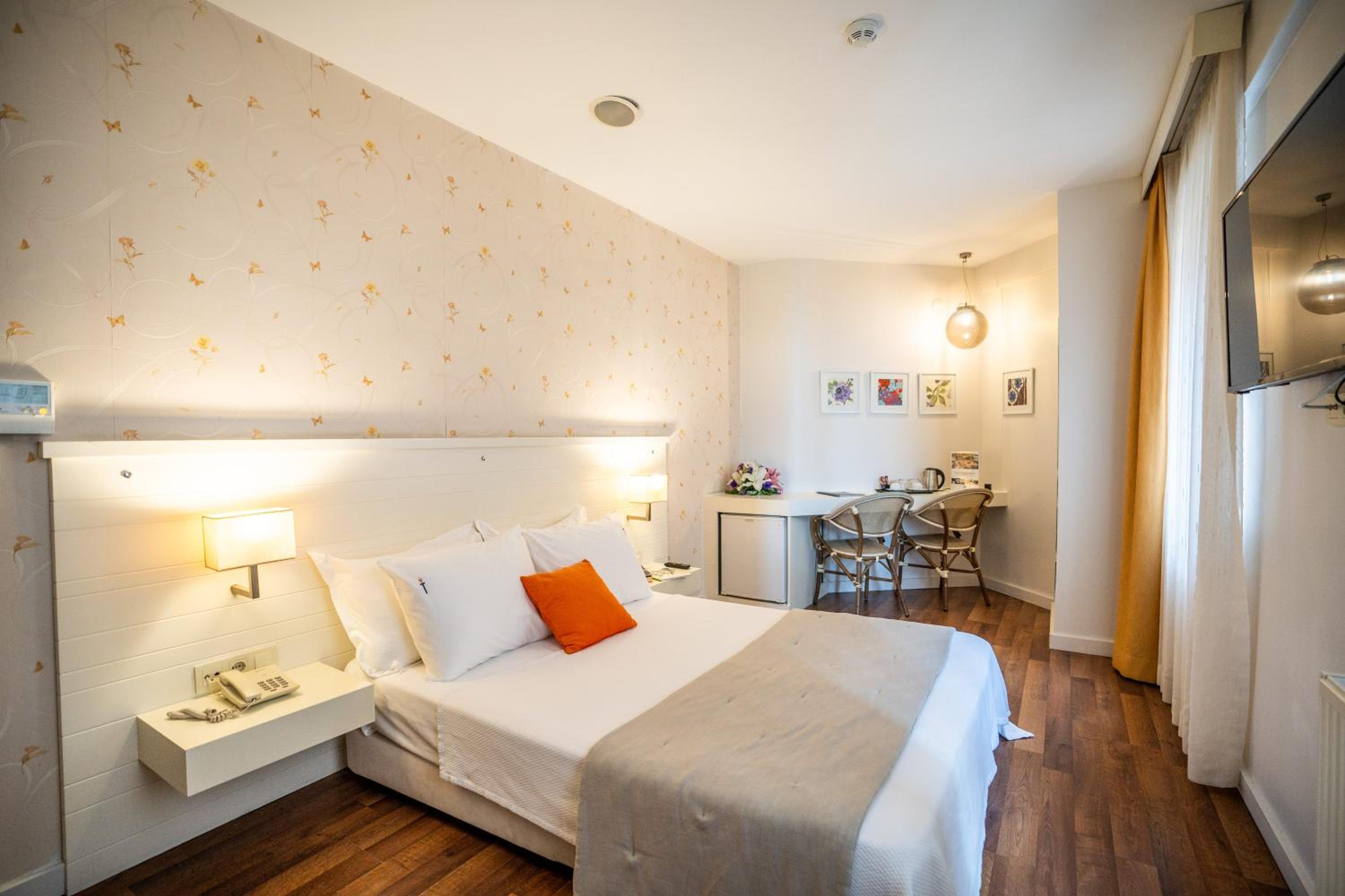 Deluxe Room photo 1