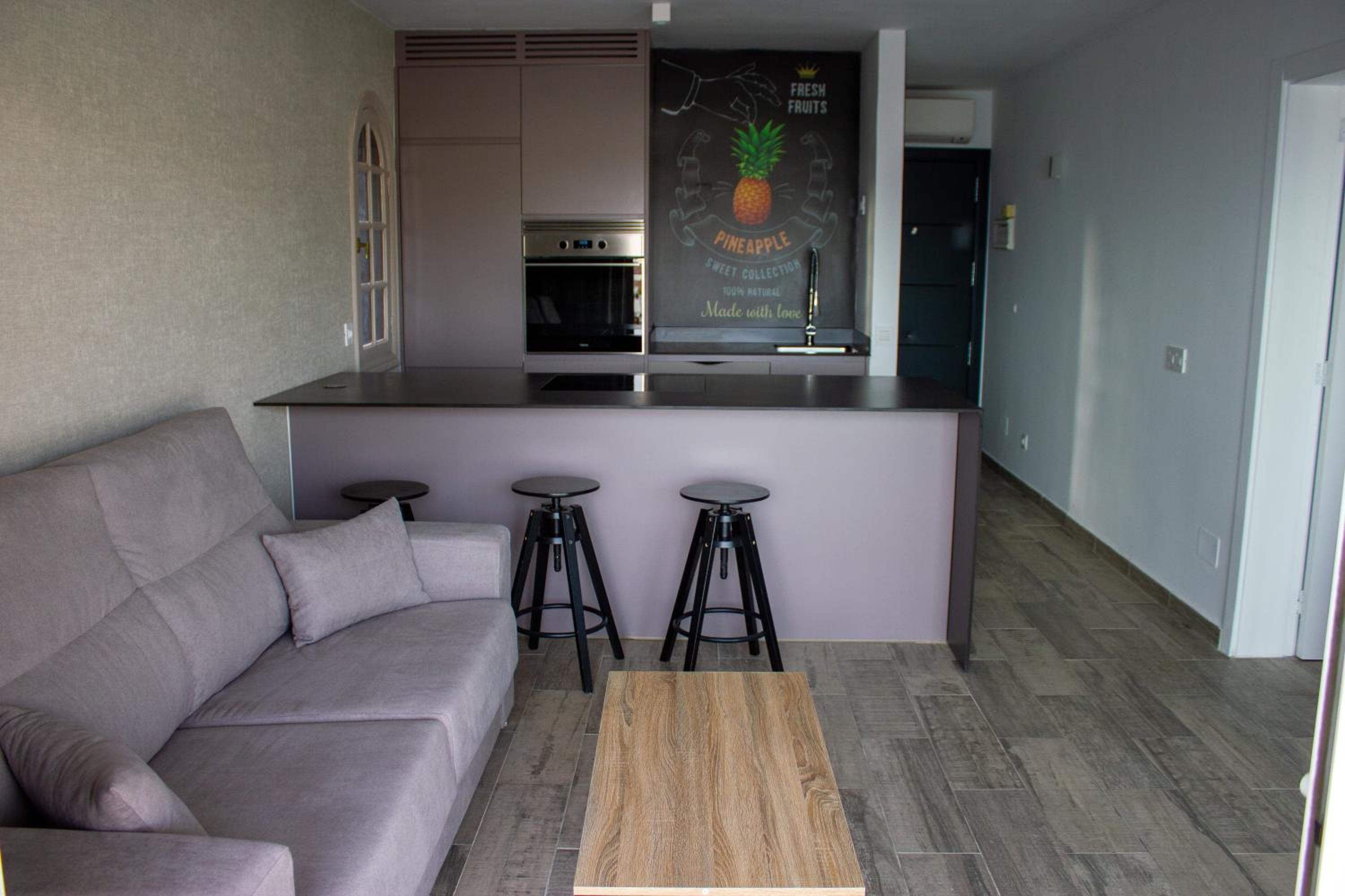 Superior One-Bedroom Apartment photo 3