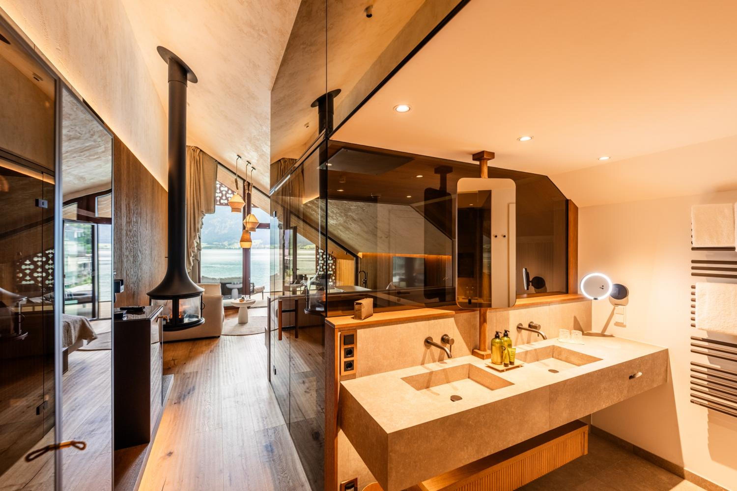 Superior Suite photo 2