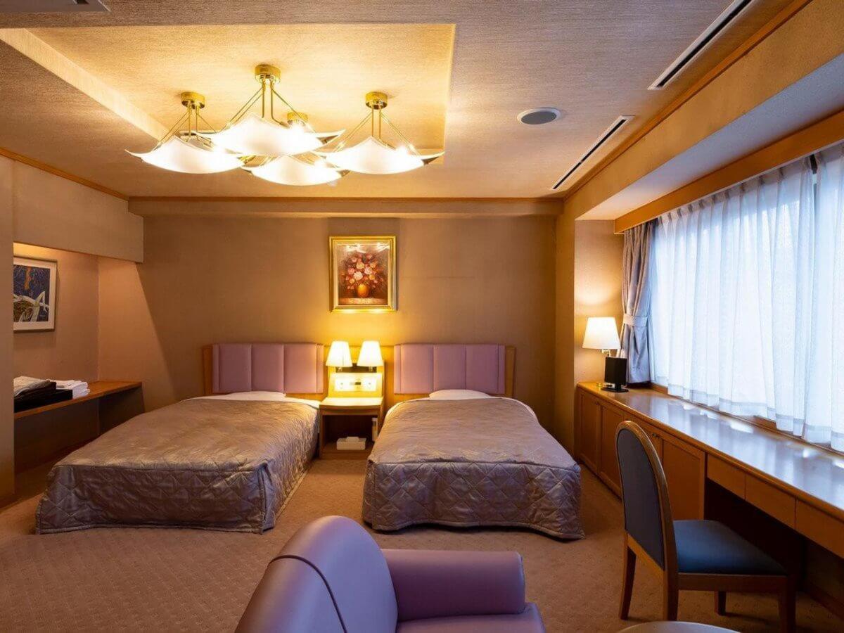 Suite with Spa Bath