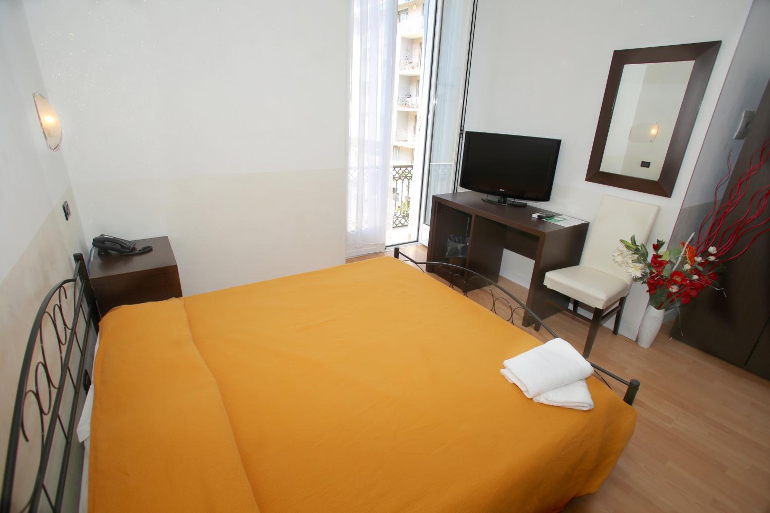 Budget Double or Twin Room - Photo 1