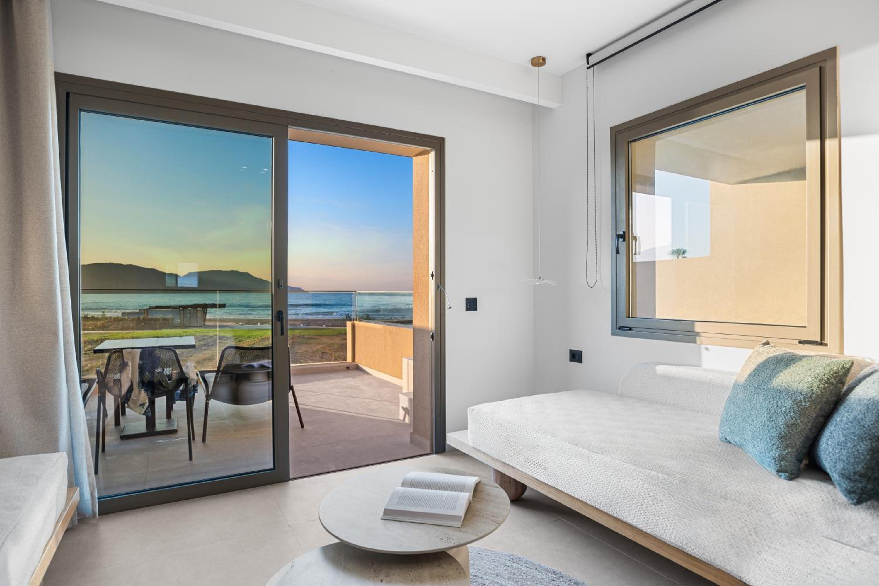 Prestige Junior Suite Swim Up Sea View photo 2