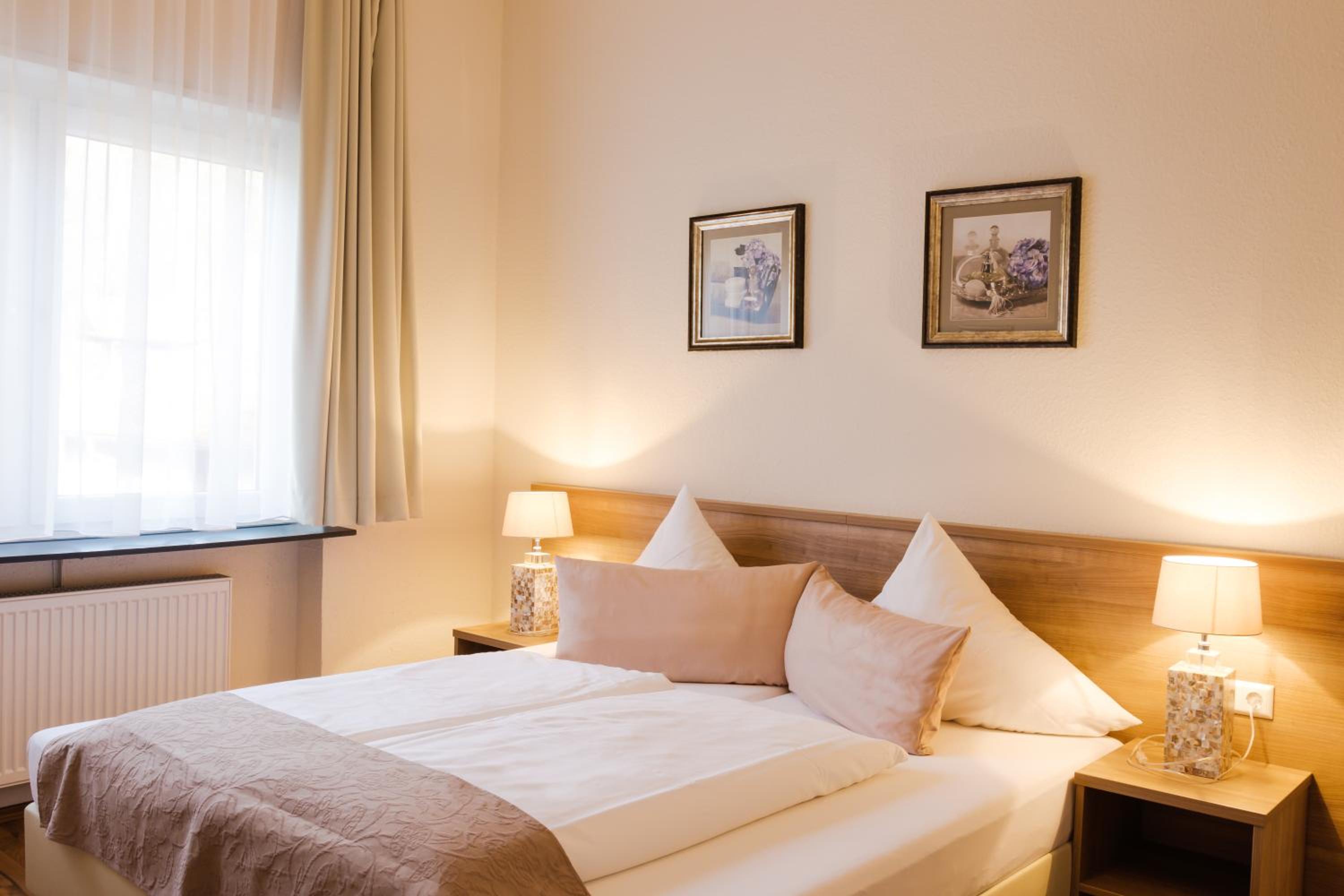 Double Room - Photo 4