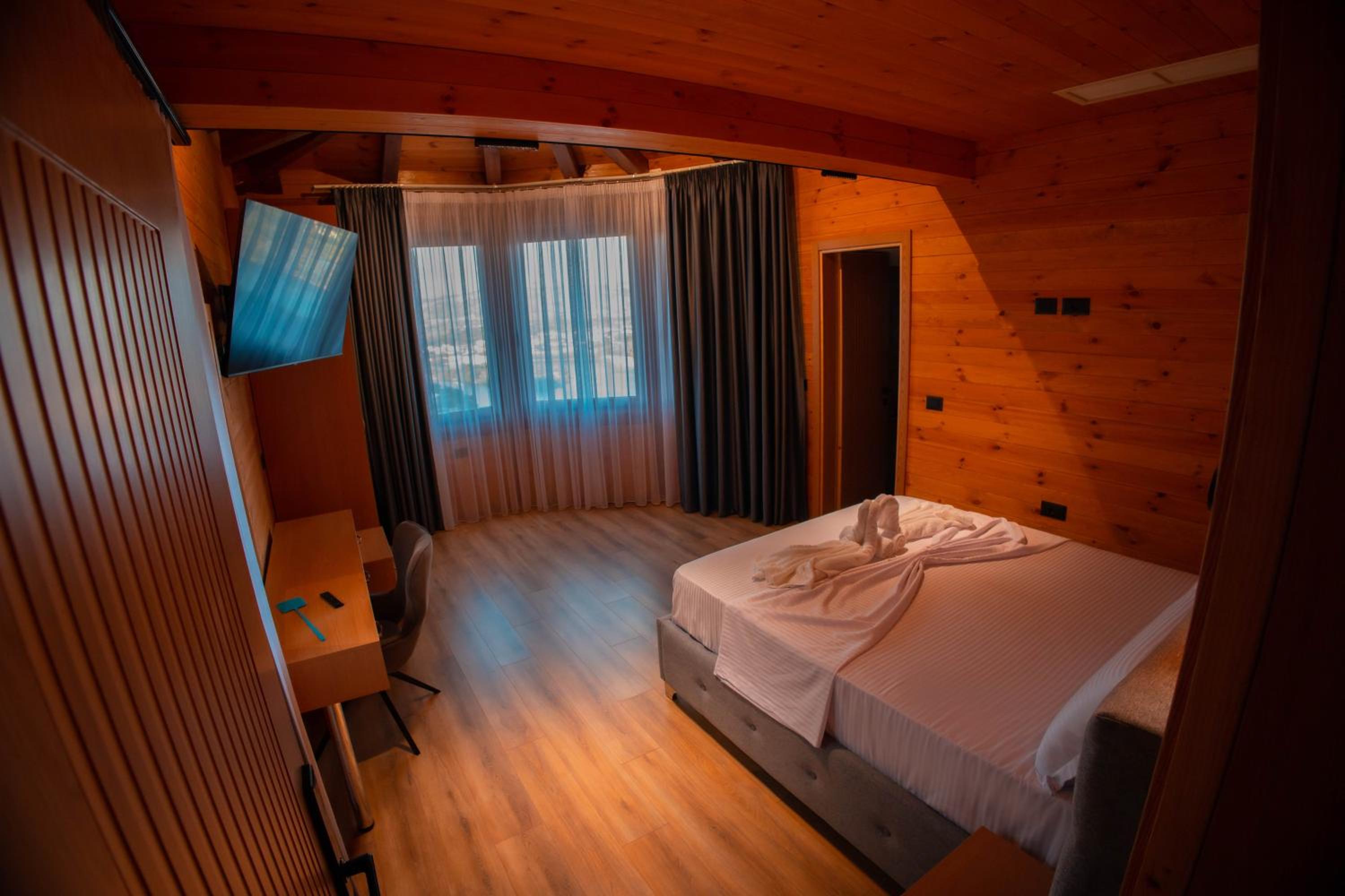 Deluxe Double Room with Castle View