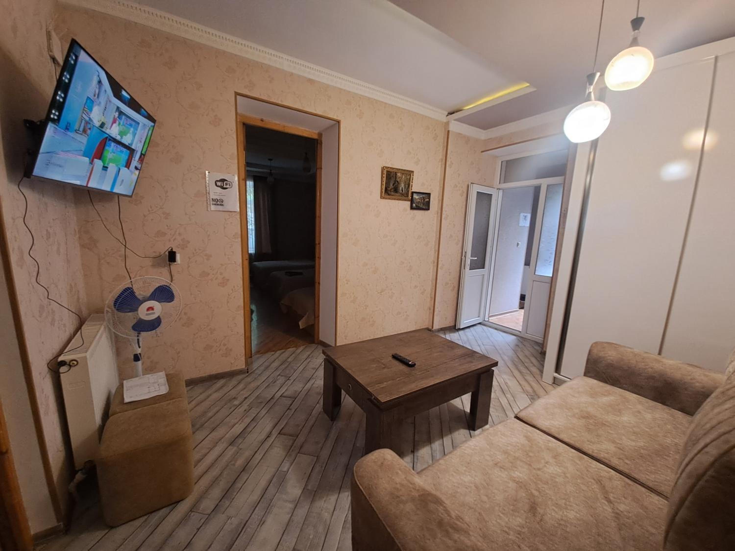 Family Room - Photo 8