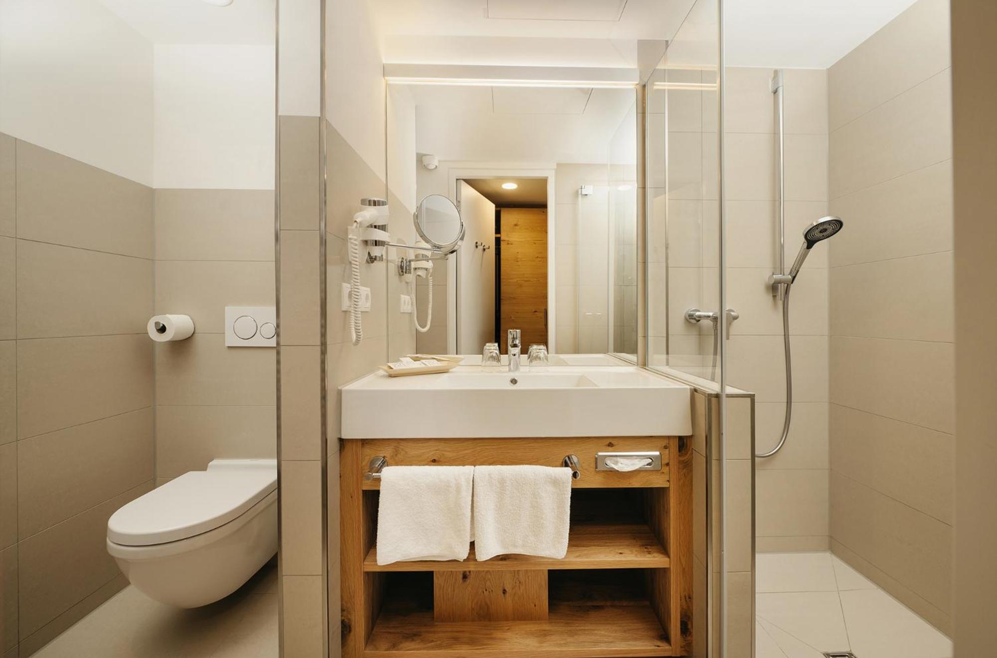Superior Double Room - Photo 2