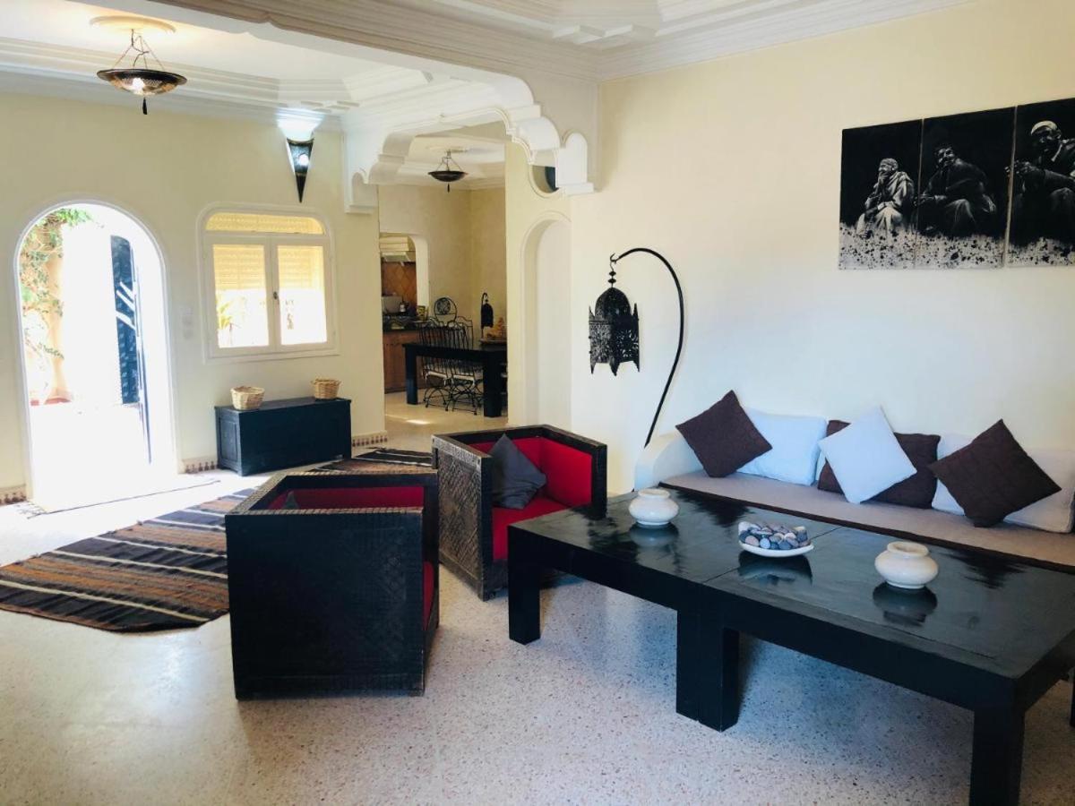 Villa photo 1