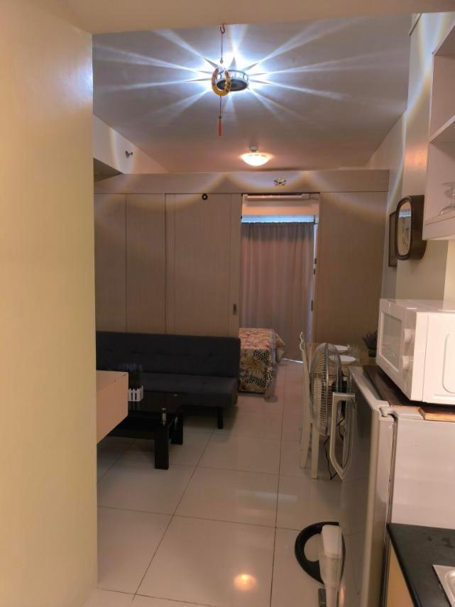 One-Bedroom Apartment - Photo 8