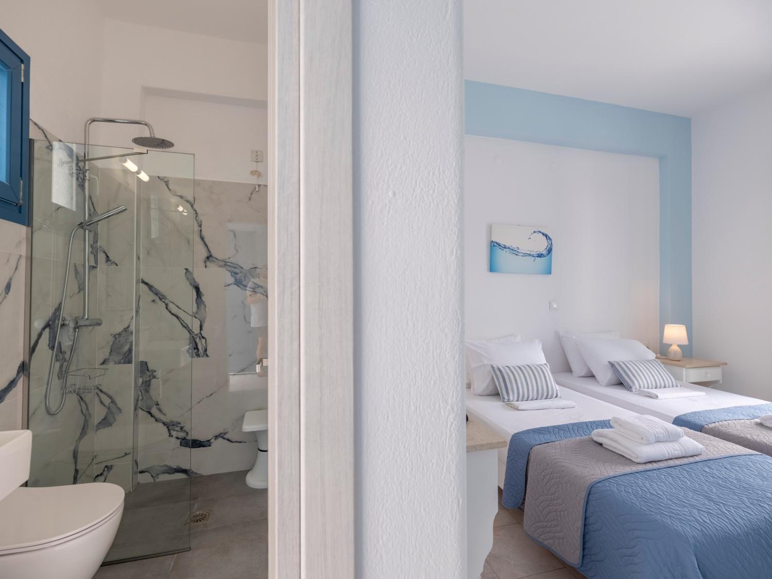 Double or Twin Room - Photo 42