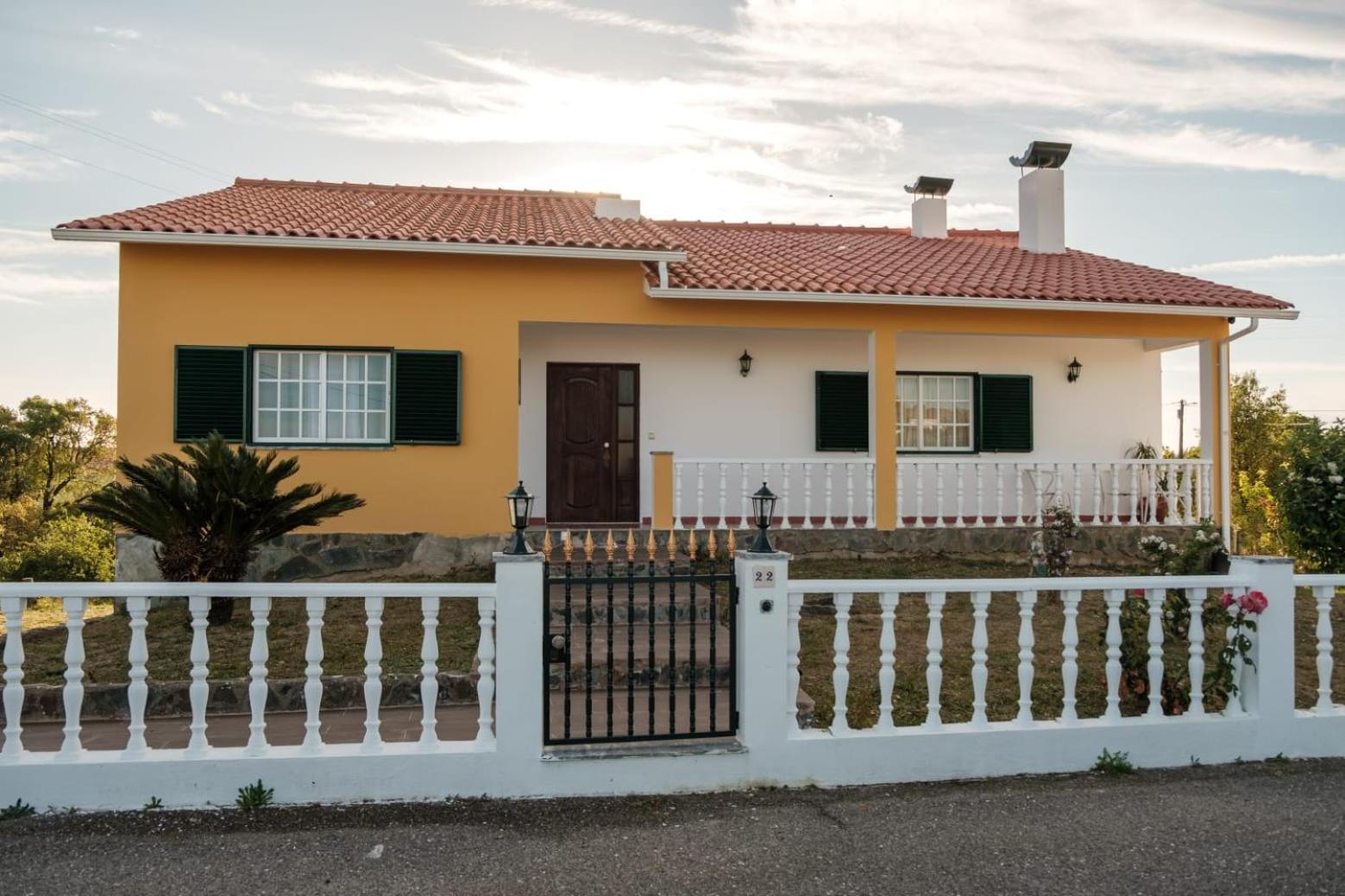 Four-Bedroom House photo 2