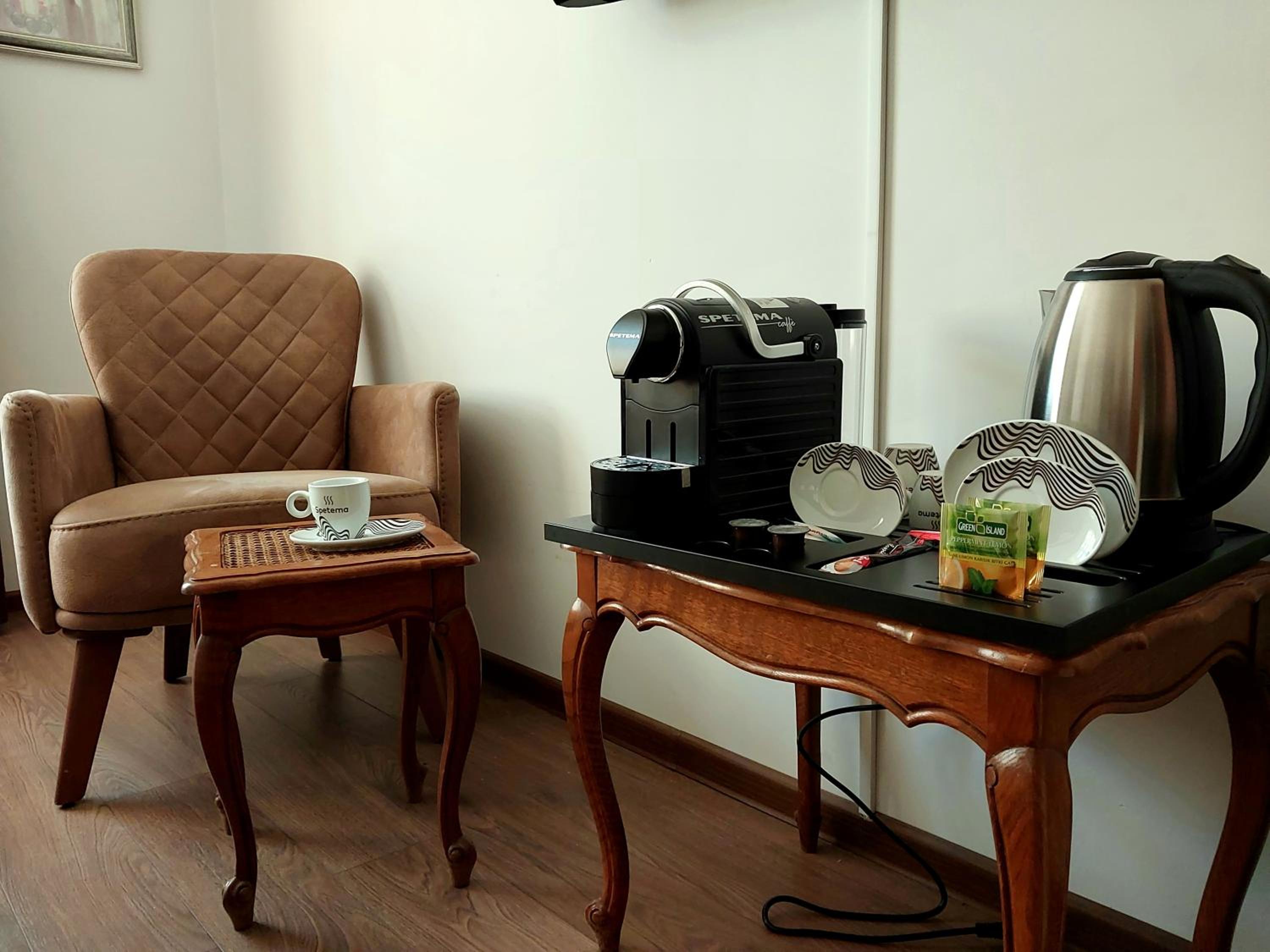 Apartment photo 3