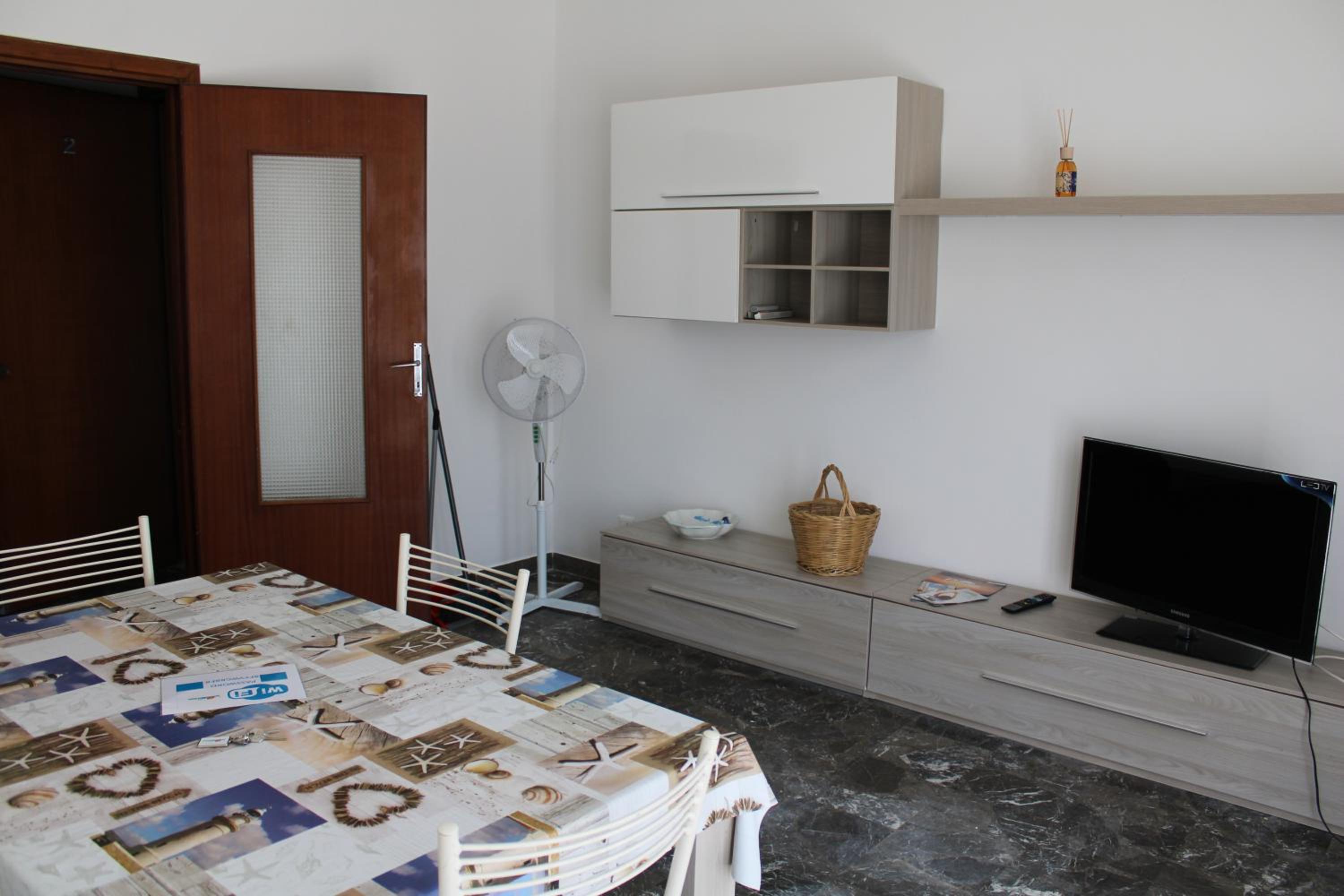 Two-Bedroom Apartment photo 2