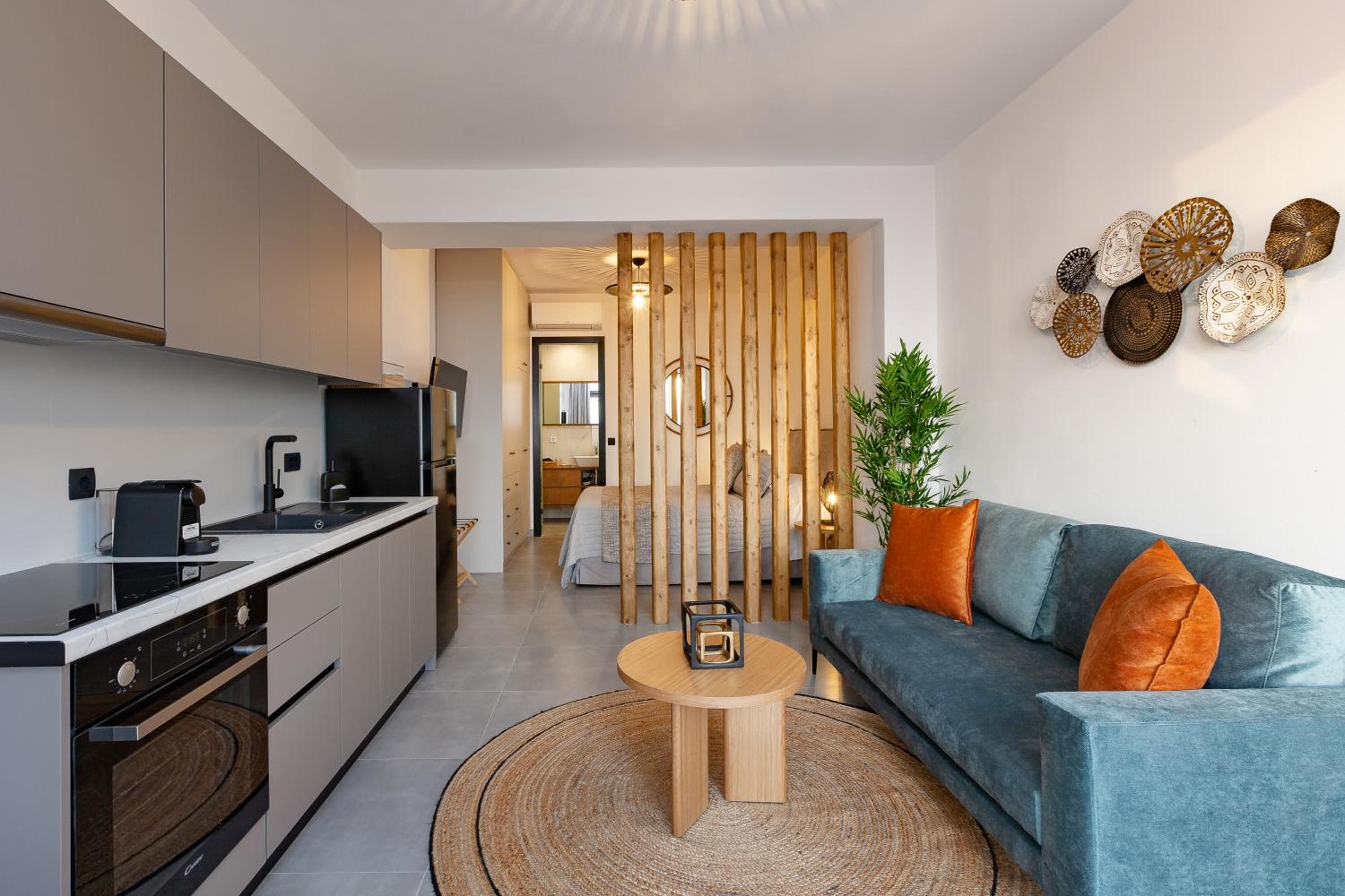 One-Bedroom Apartment with Sea View and Terrace photo 1