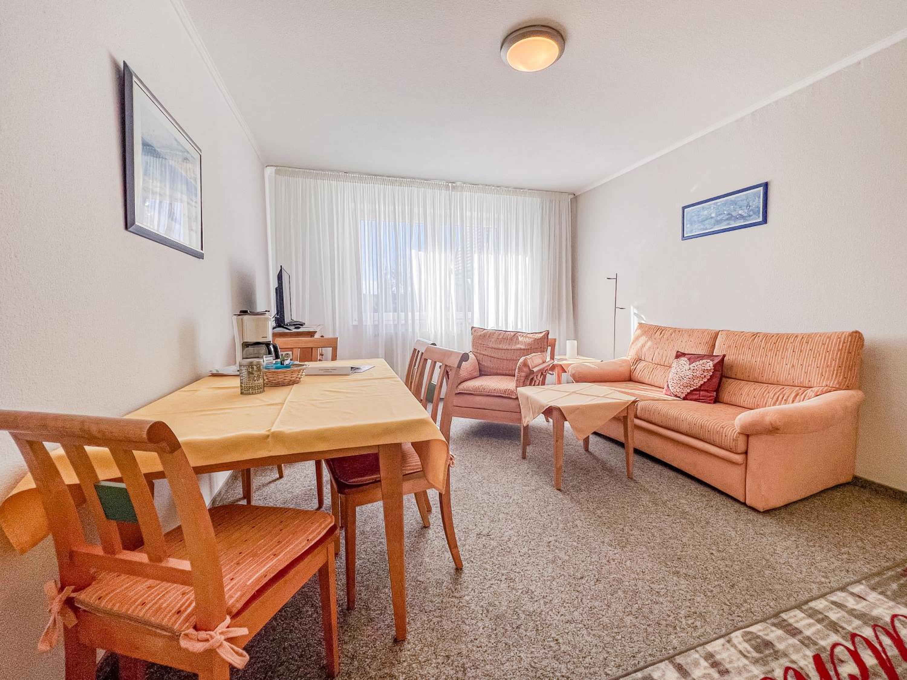 Apartment photo 1