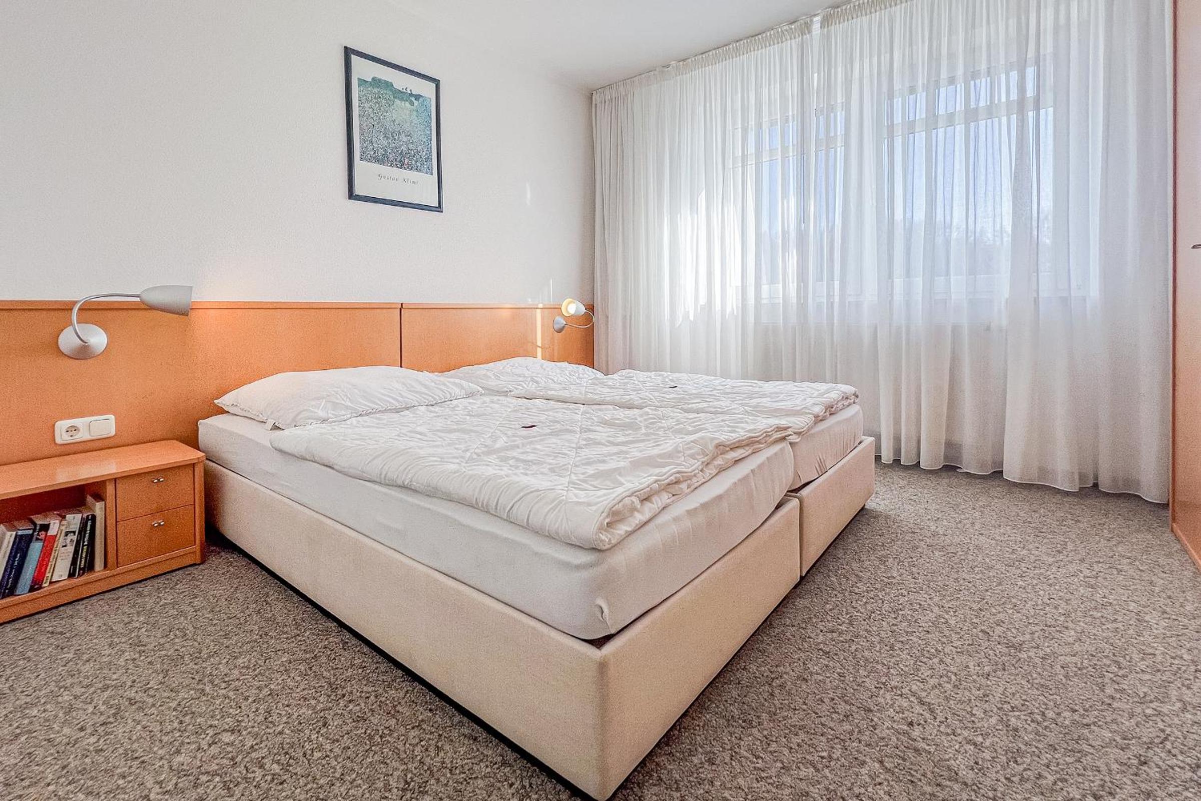 Apartment photo 3