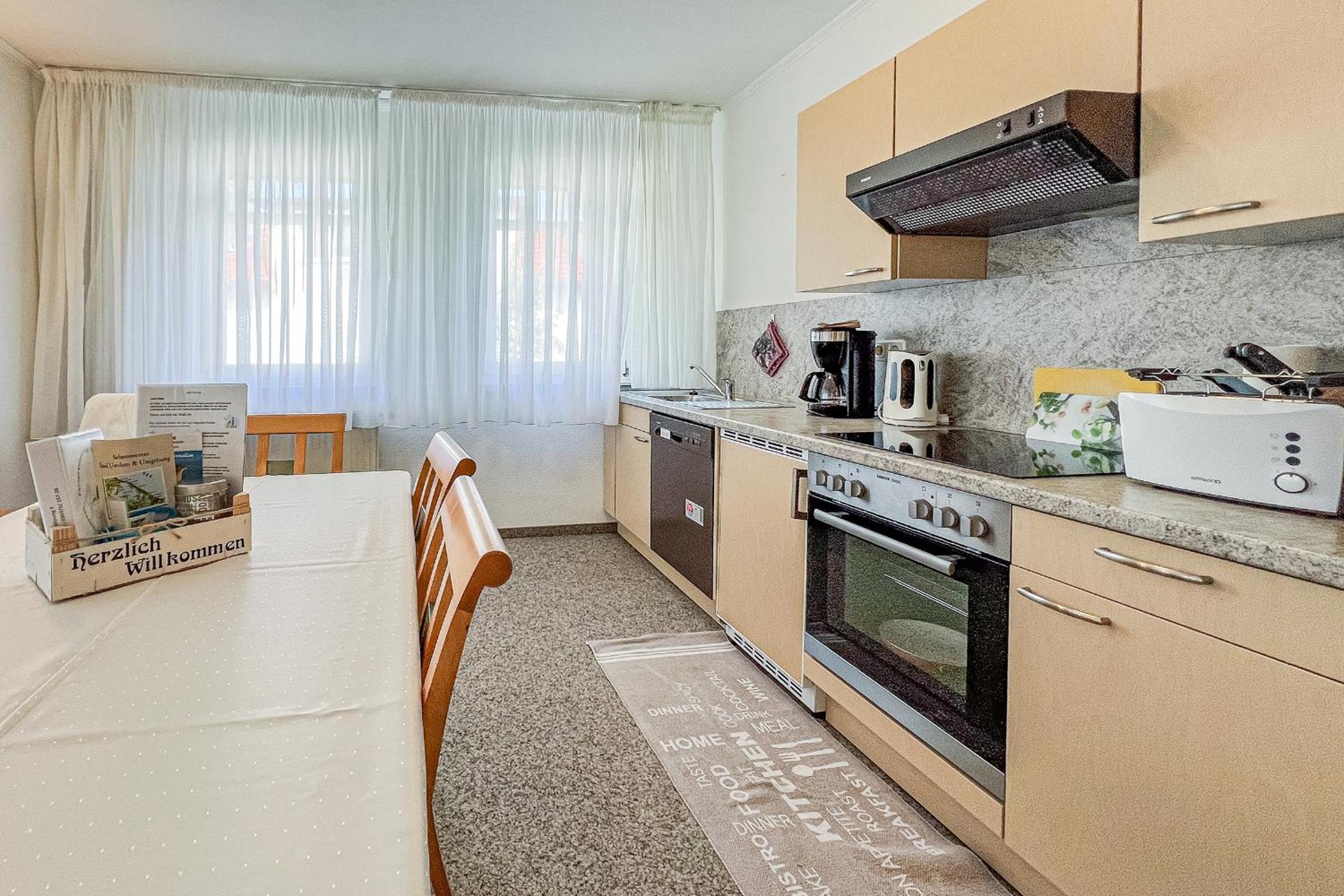 Apartment photo 3