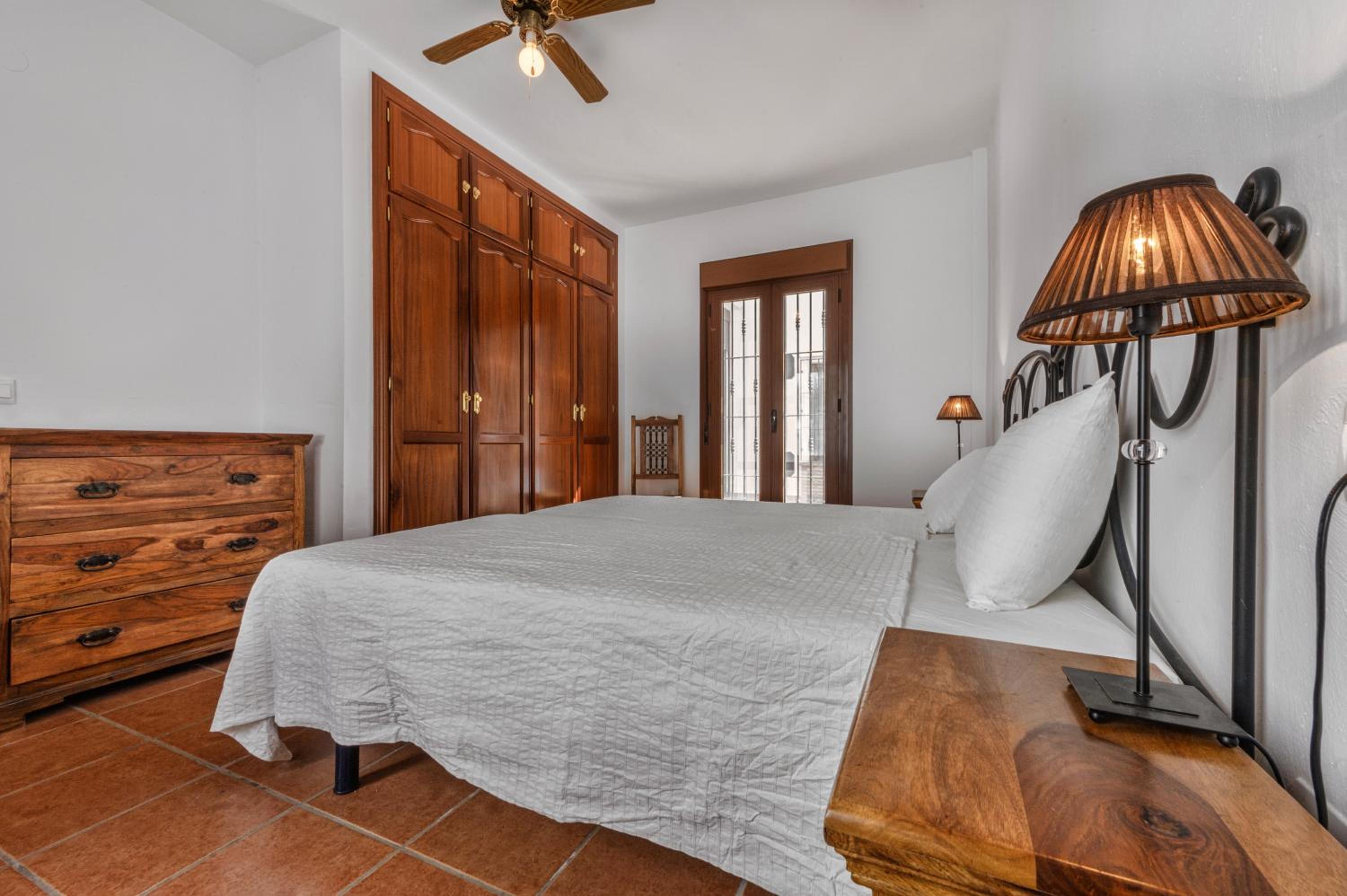 Three-Bedroom Villa photo 2