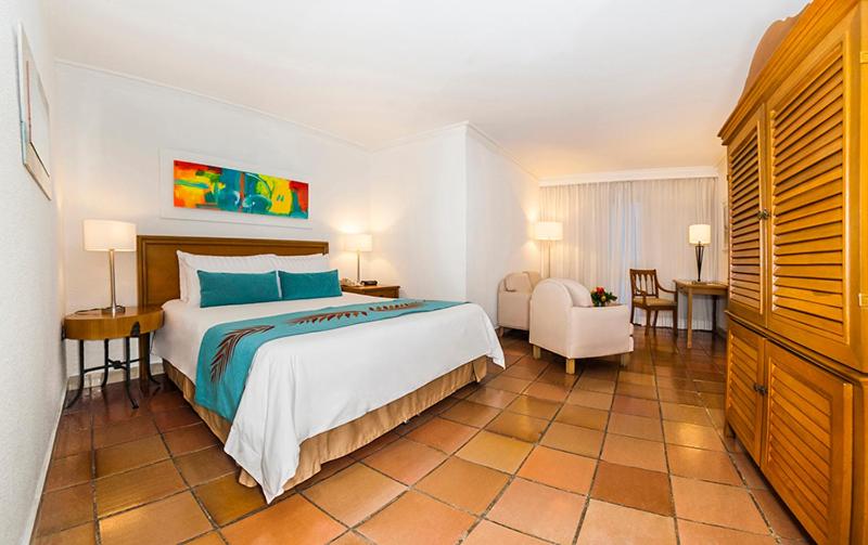 Large Double Room - Photo 1
