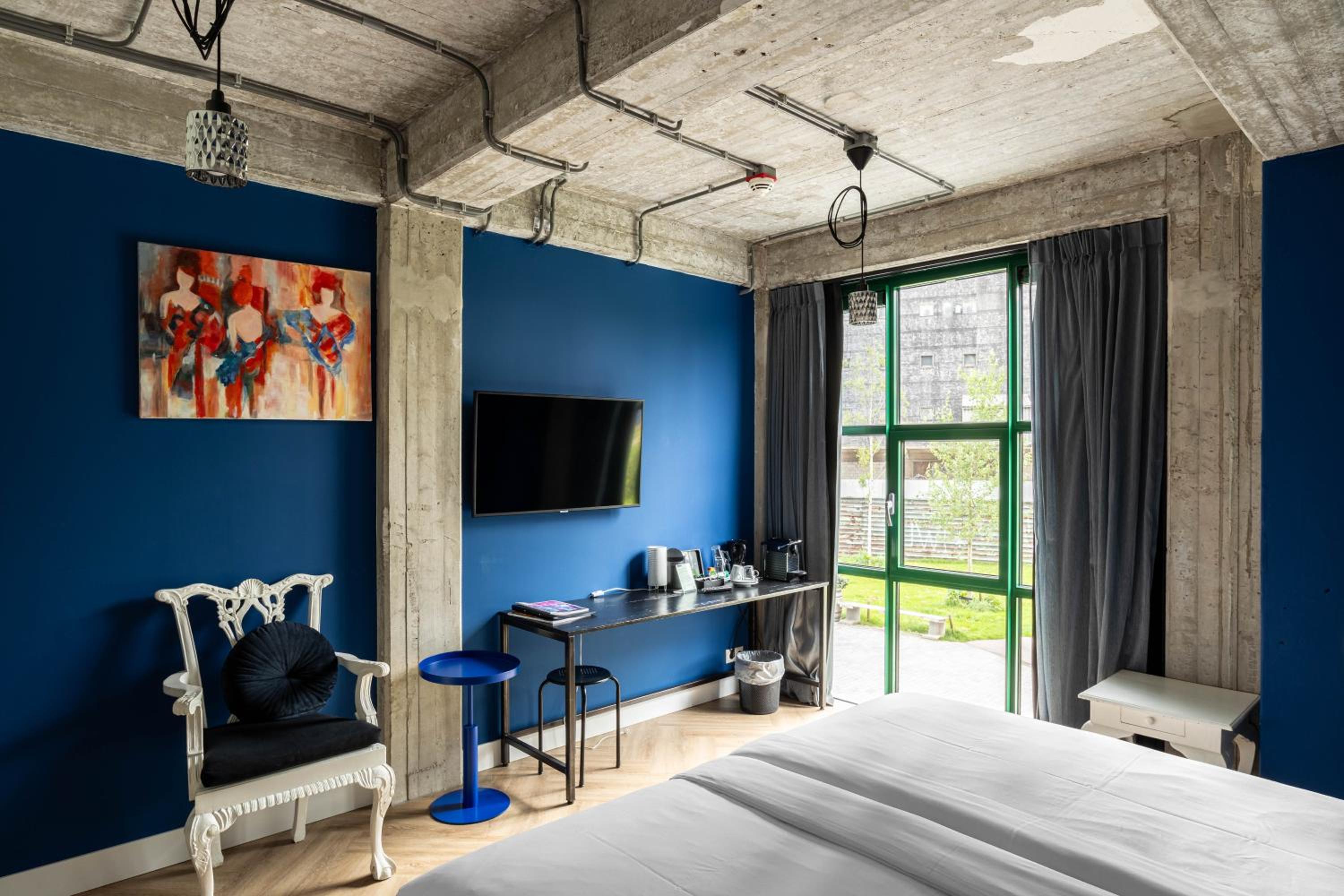 Double Room - Photo 2