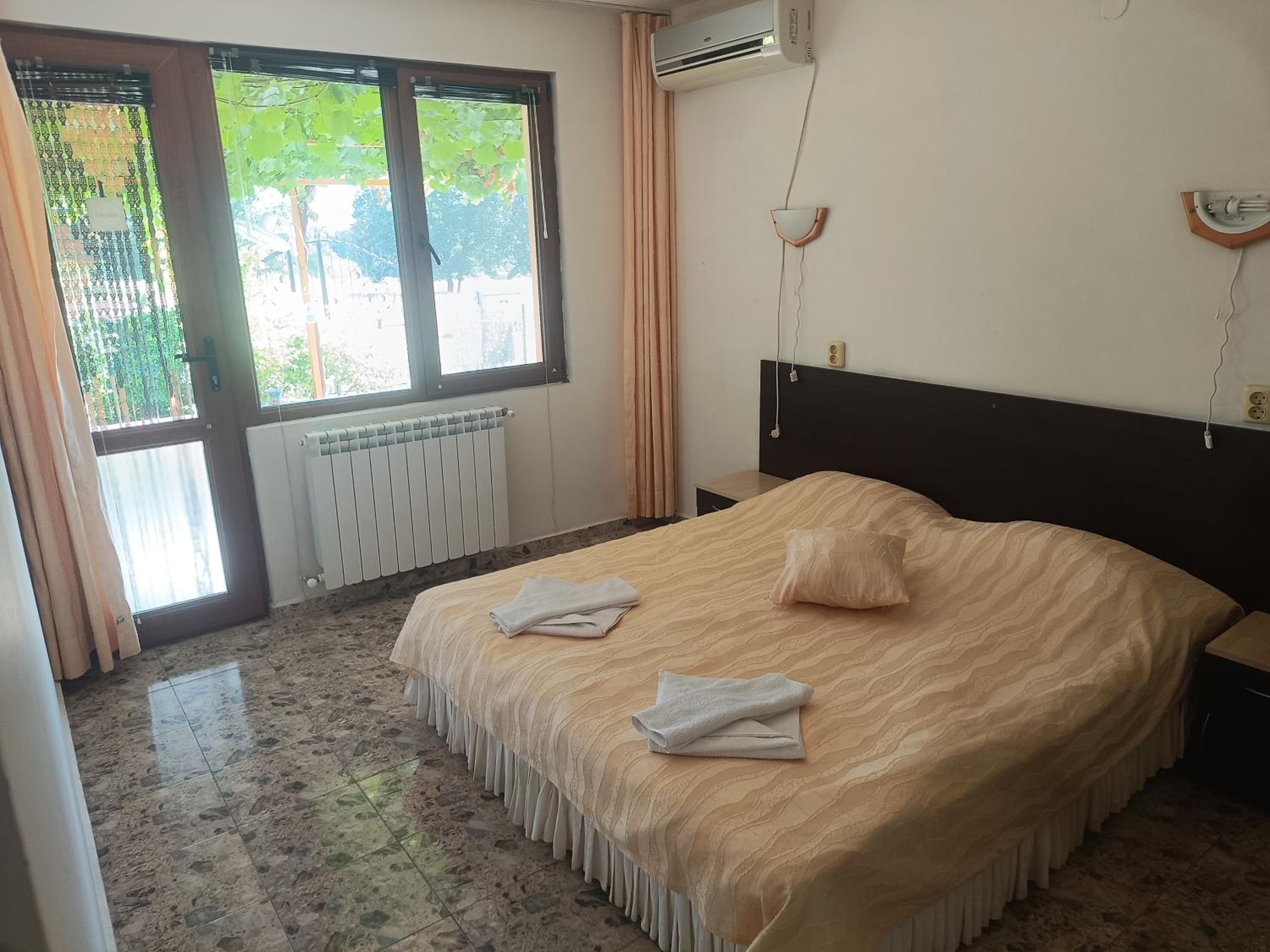 Double or Twin Room photo 2