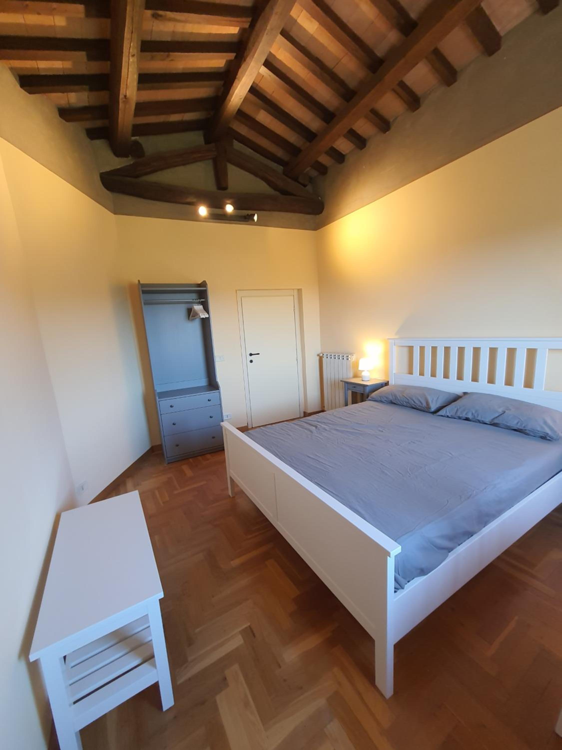 One-Bedroom Apartment with View