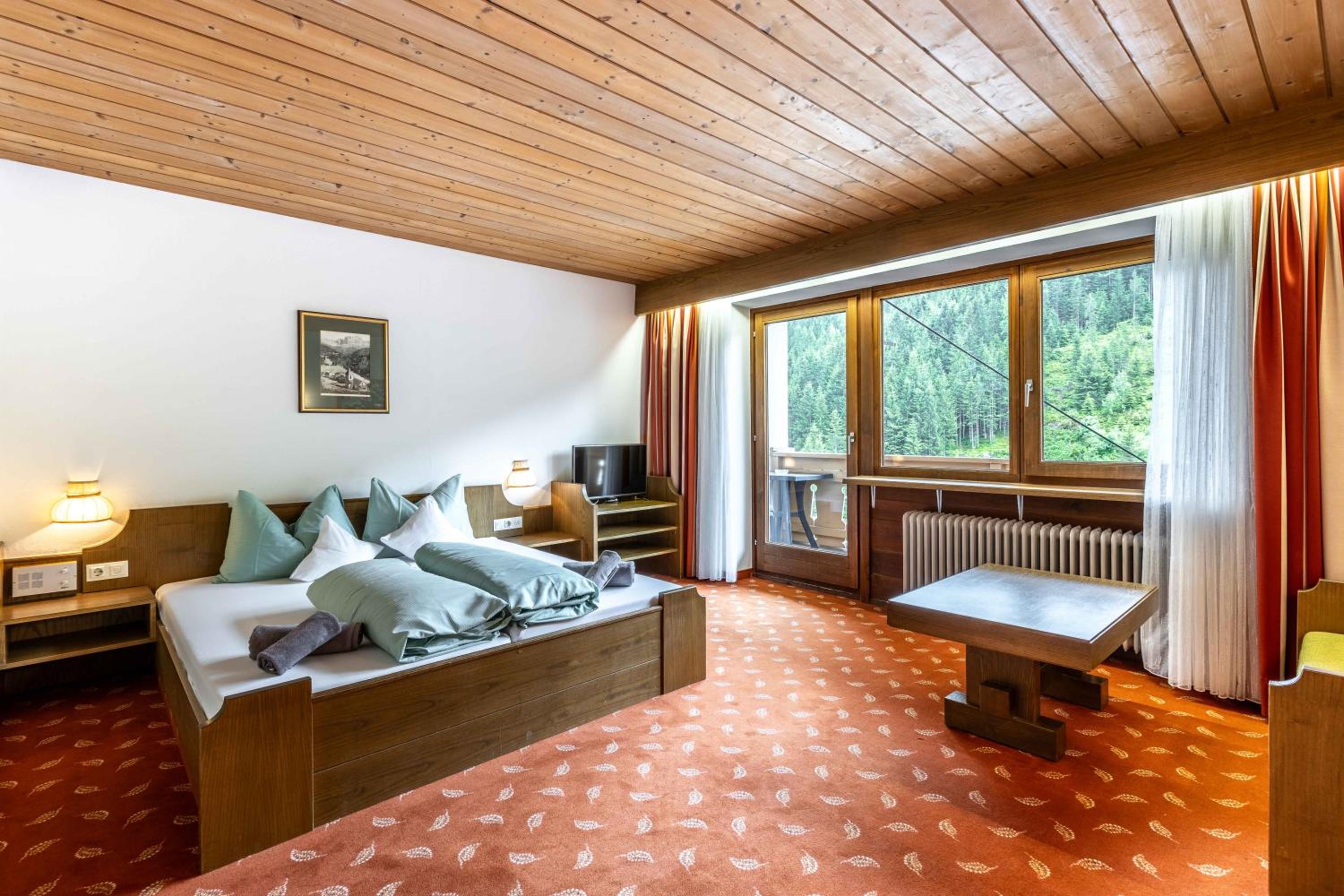 Double Room With Balcony photo 1