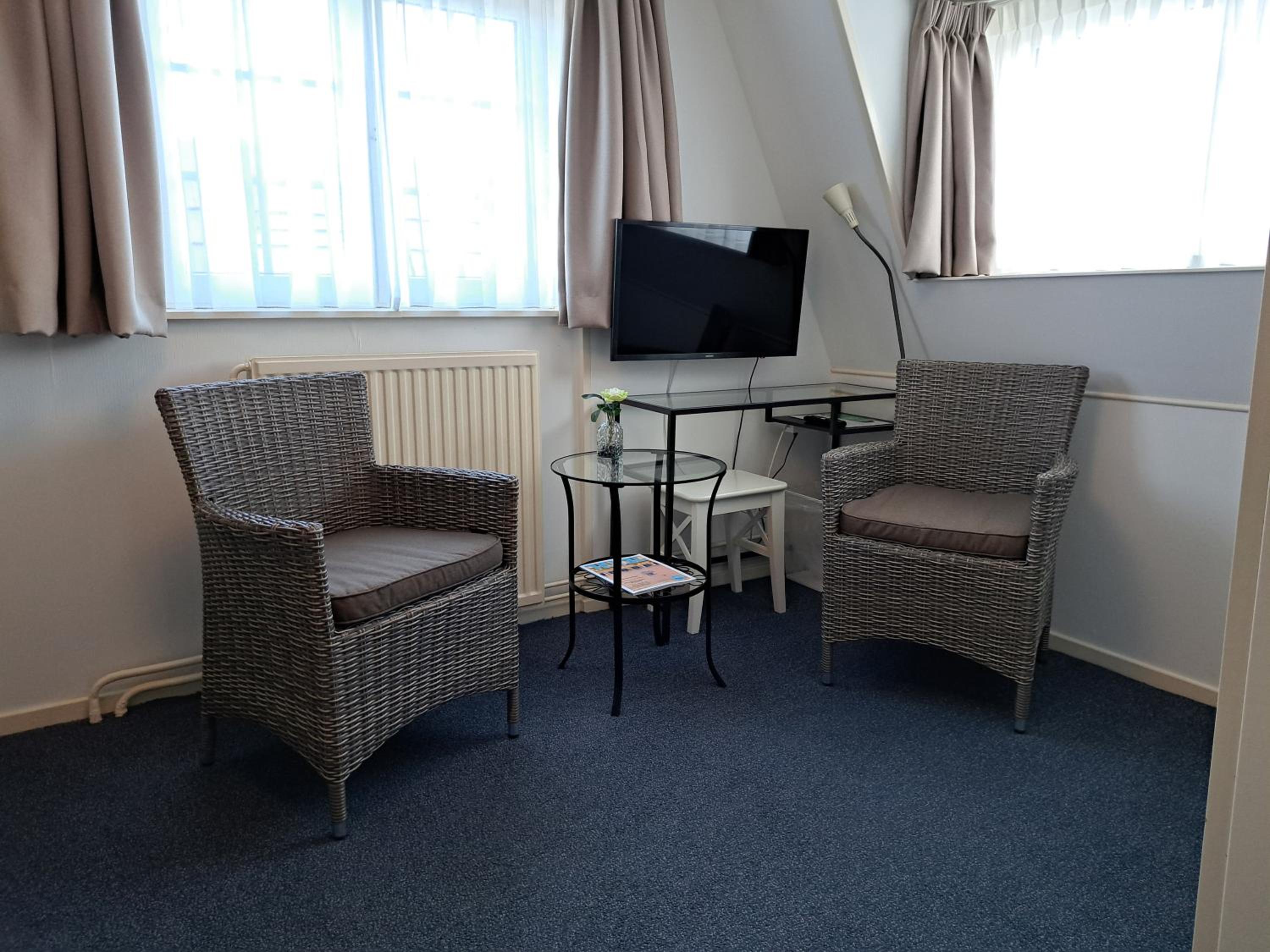 Double Room photo 3