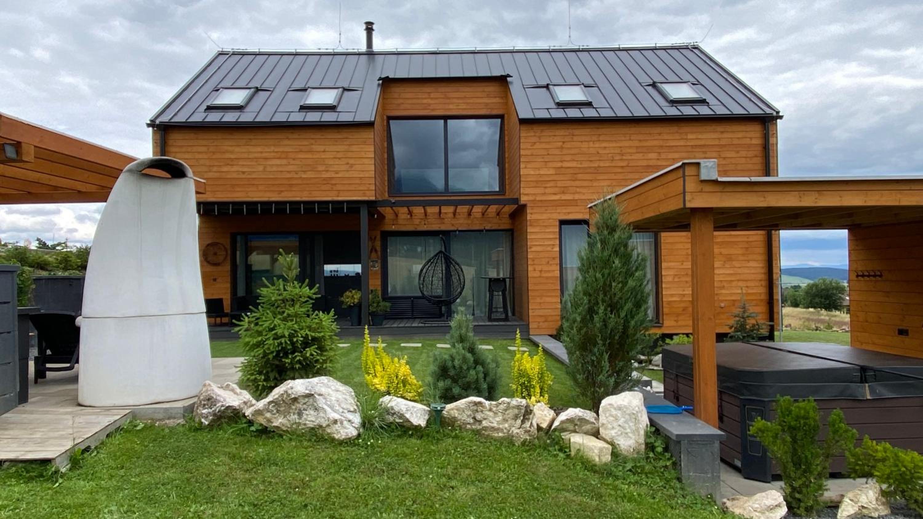 Three-Bedroom Chalet photo 1