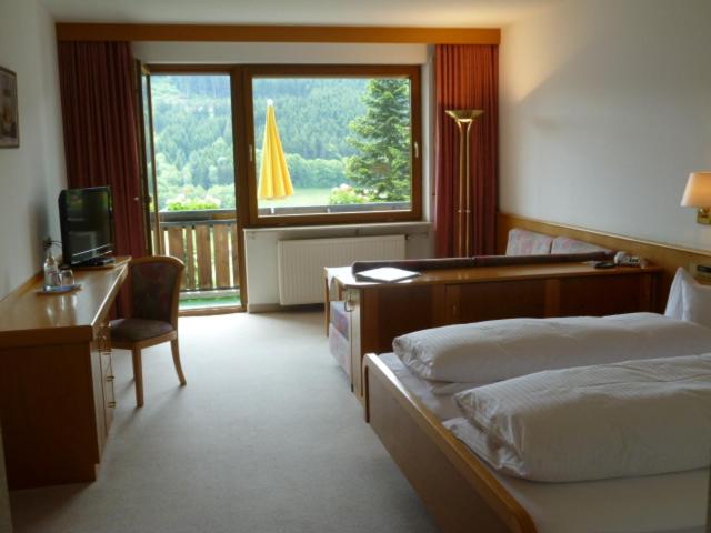 Double Room with Balcony photo 3