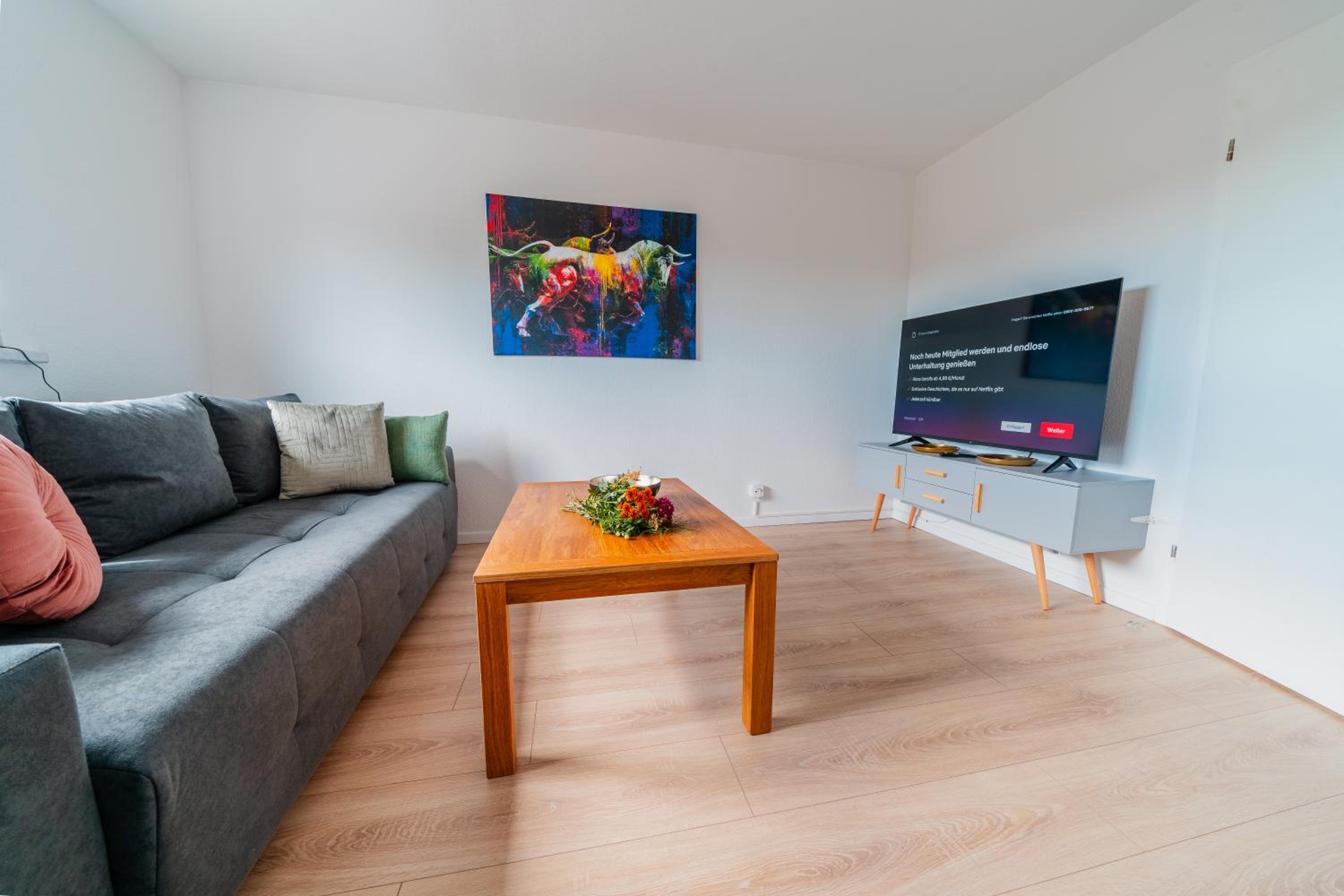 Two-Bedroom Apartment with View photo 3