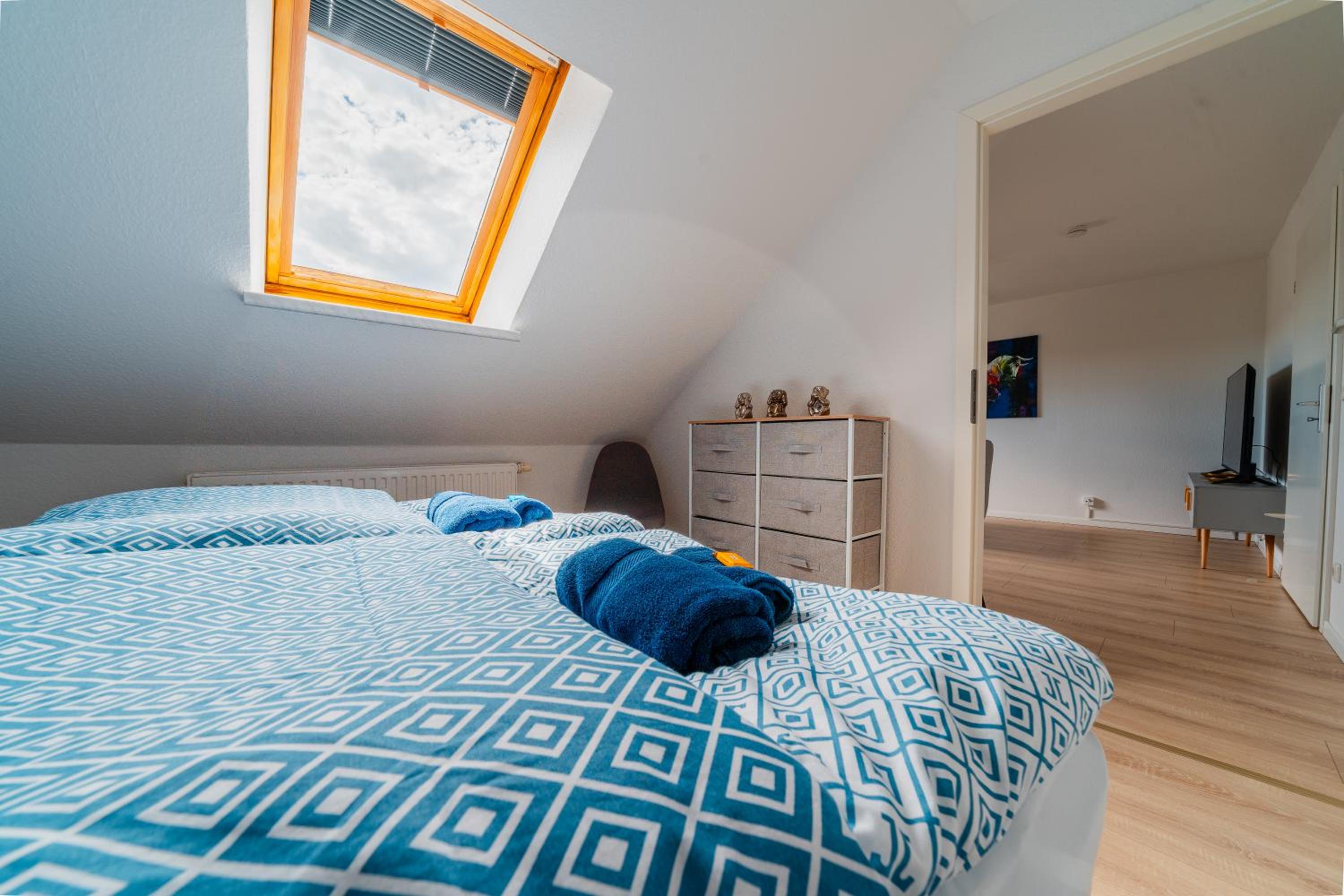 Two-Bedroom Apartment with View photo 2
