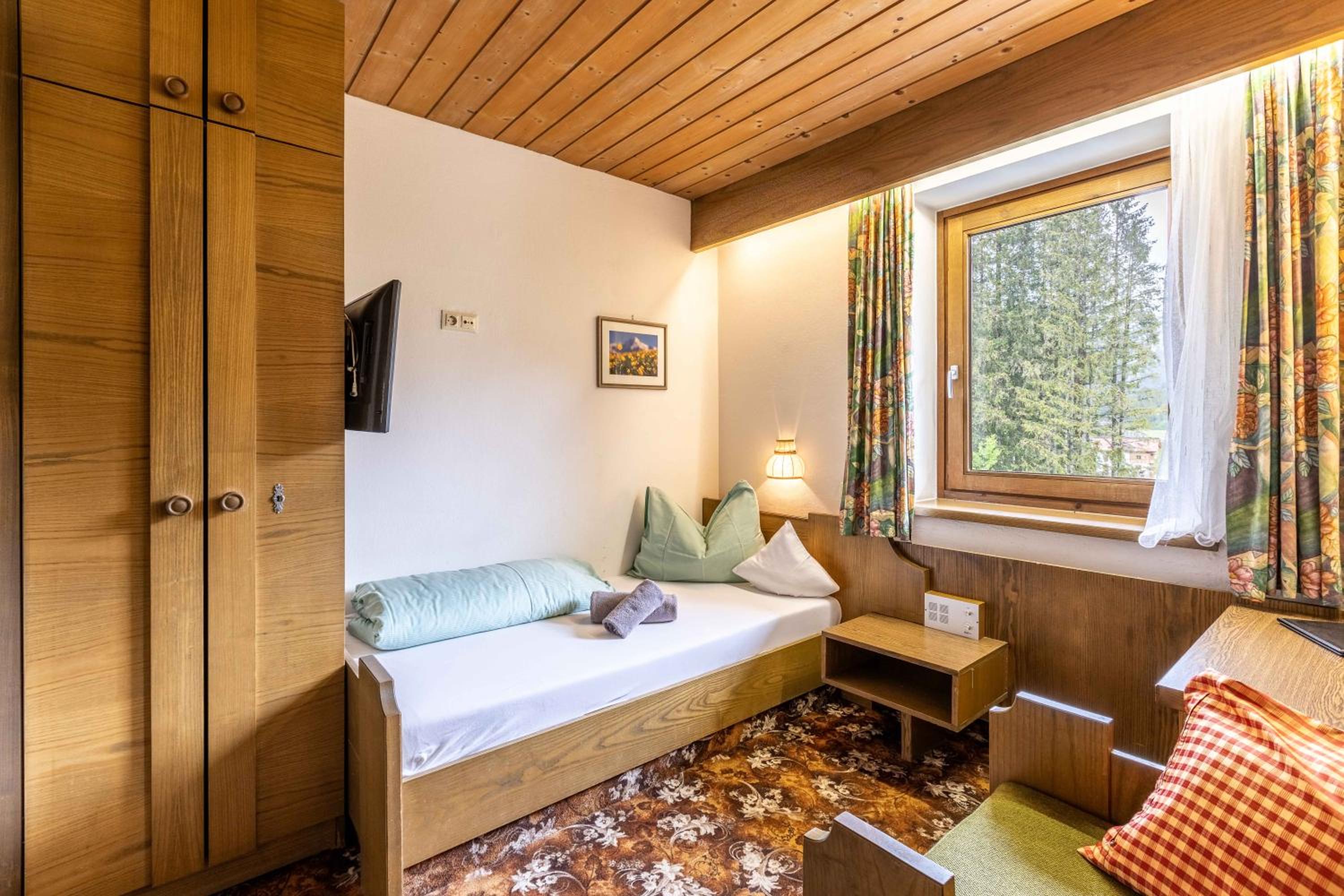 Single Room With Mountain View photo 1