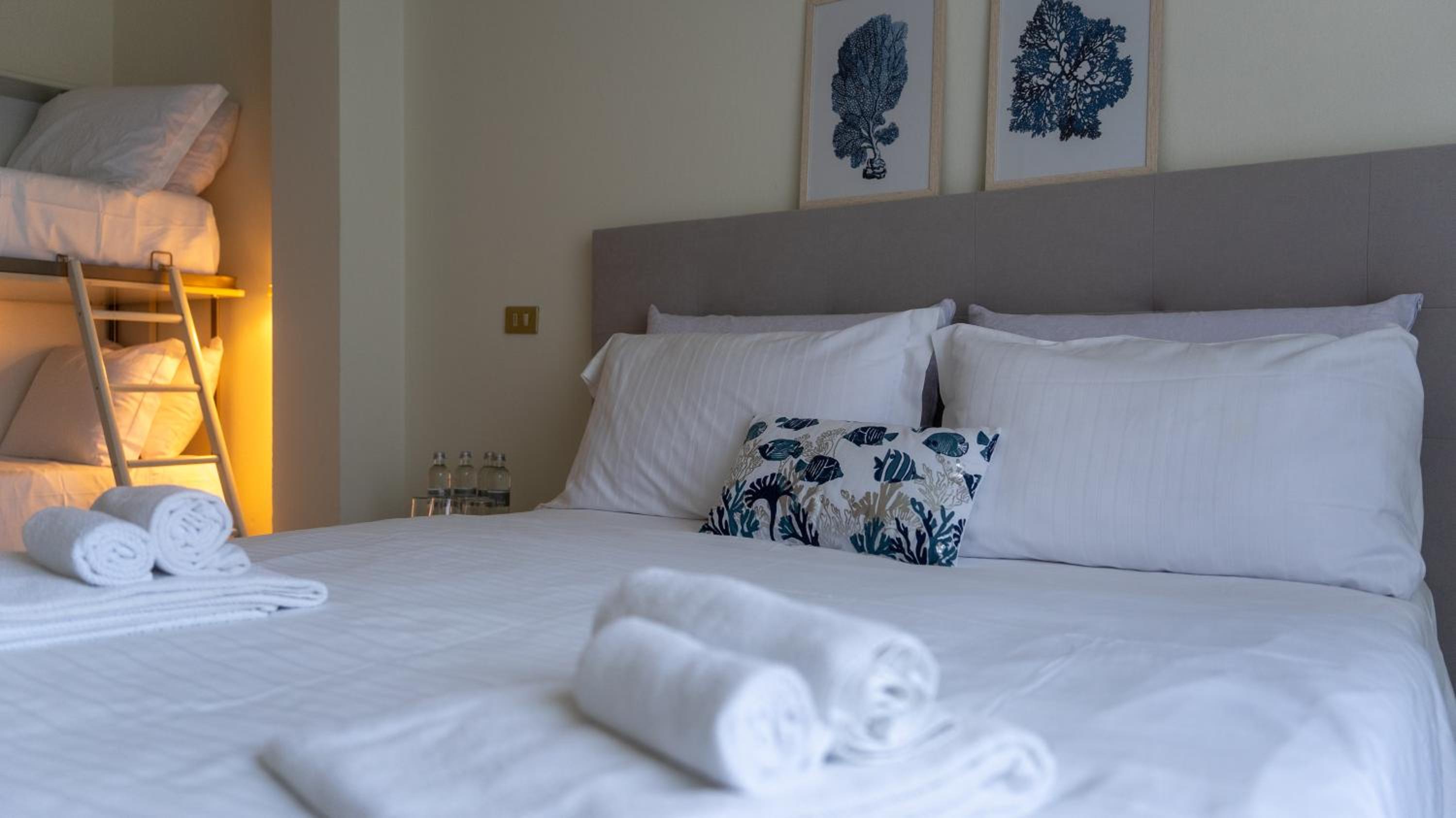 Quadruple Room photo 3