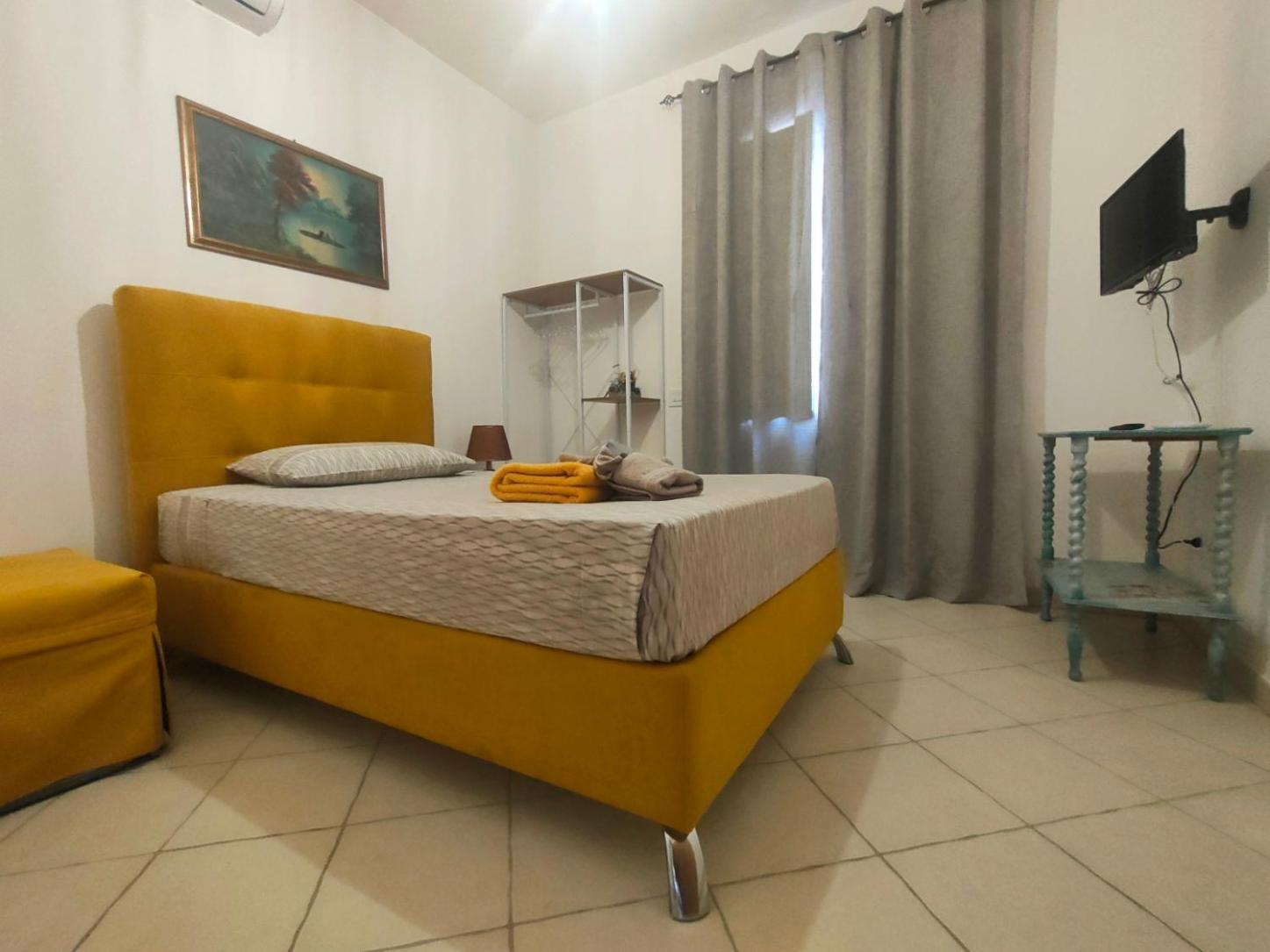 Single Room photo 2