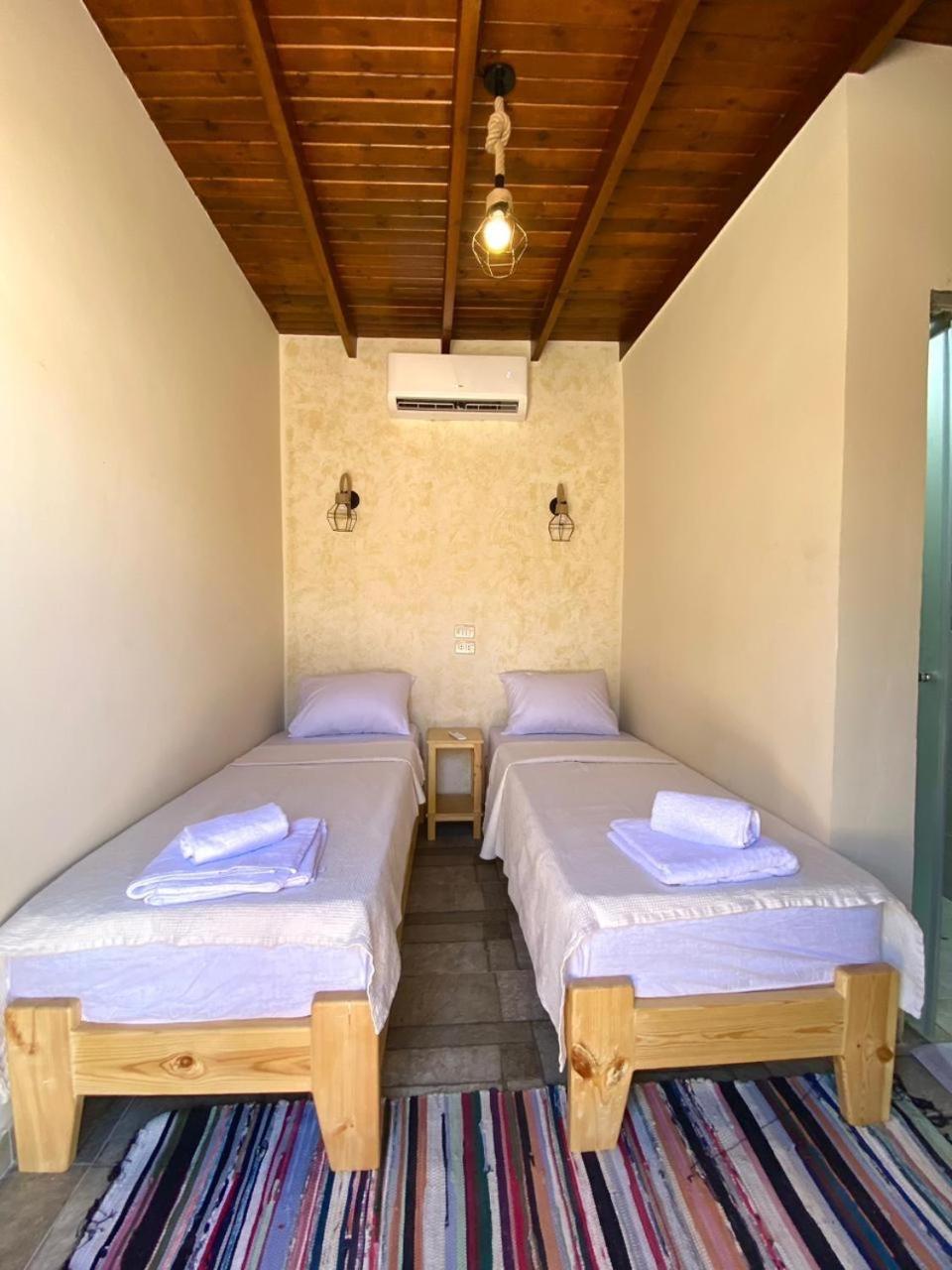 Small Double Room photo 3